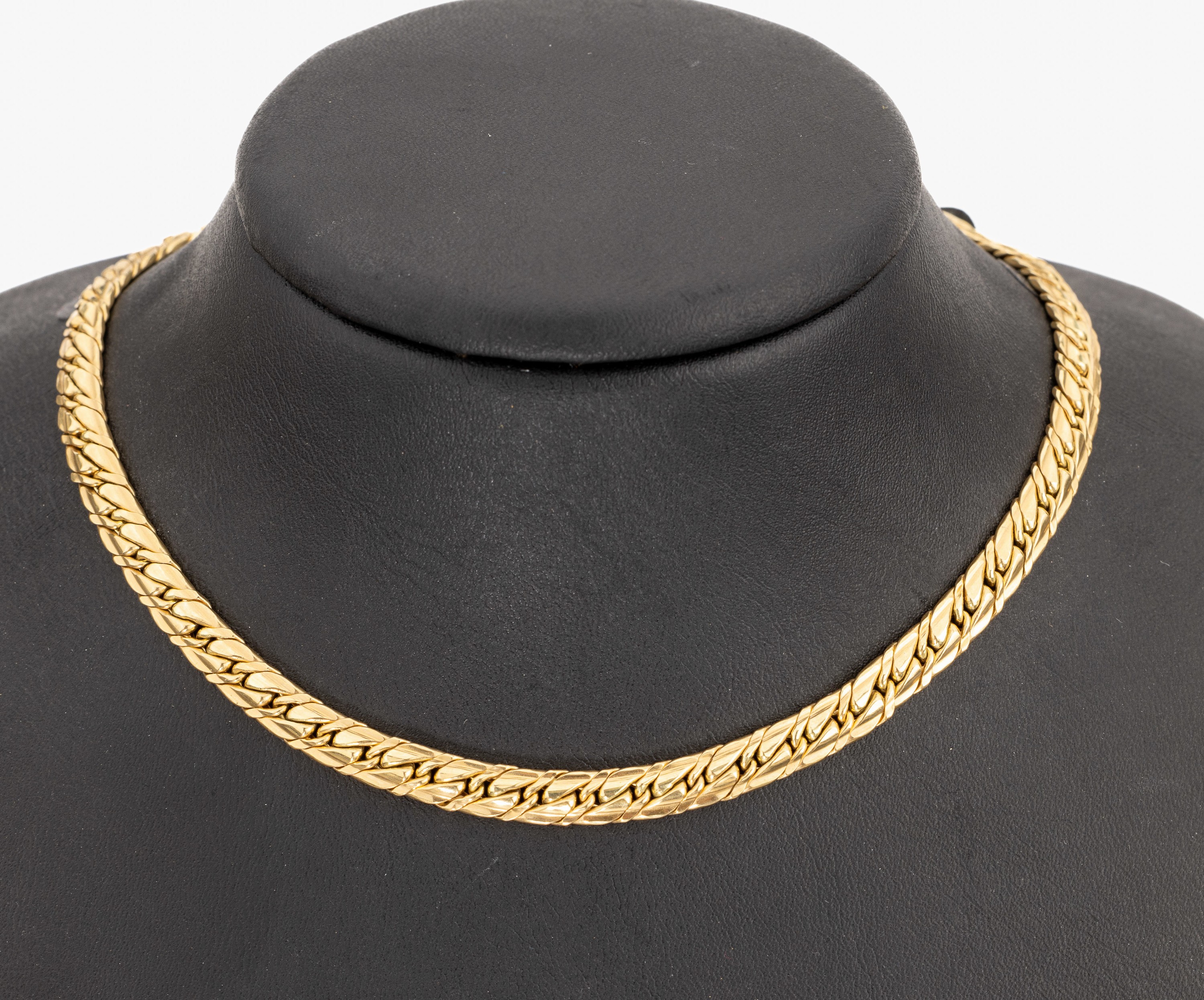 18 kt Gold Collier, GG 750/000, L. ca. 42 cm, Kastenschloß mit Sicherheitsacht, ca. 18.5 g