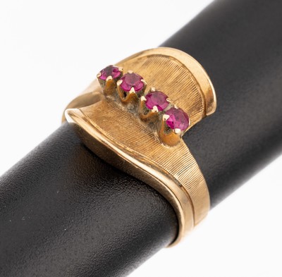 Image 14 kt gold ruby-diamond-ring, YG 585/000, 4round bevelled rubies, ringsize 50, approx. ...