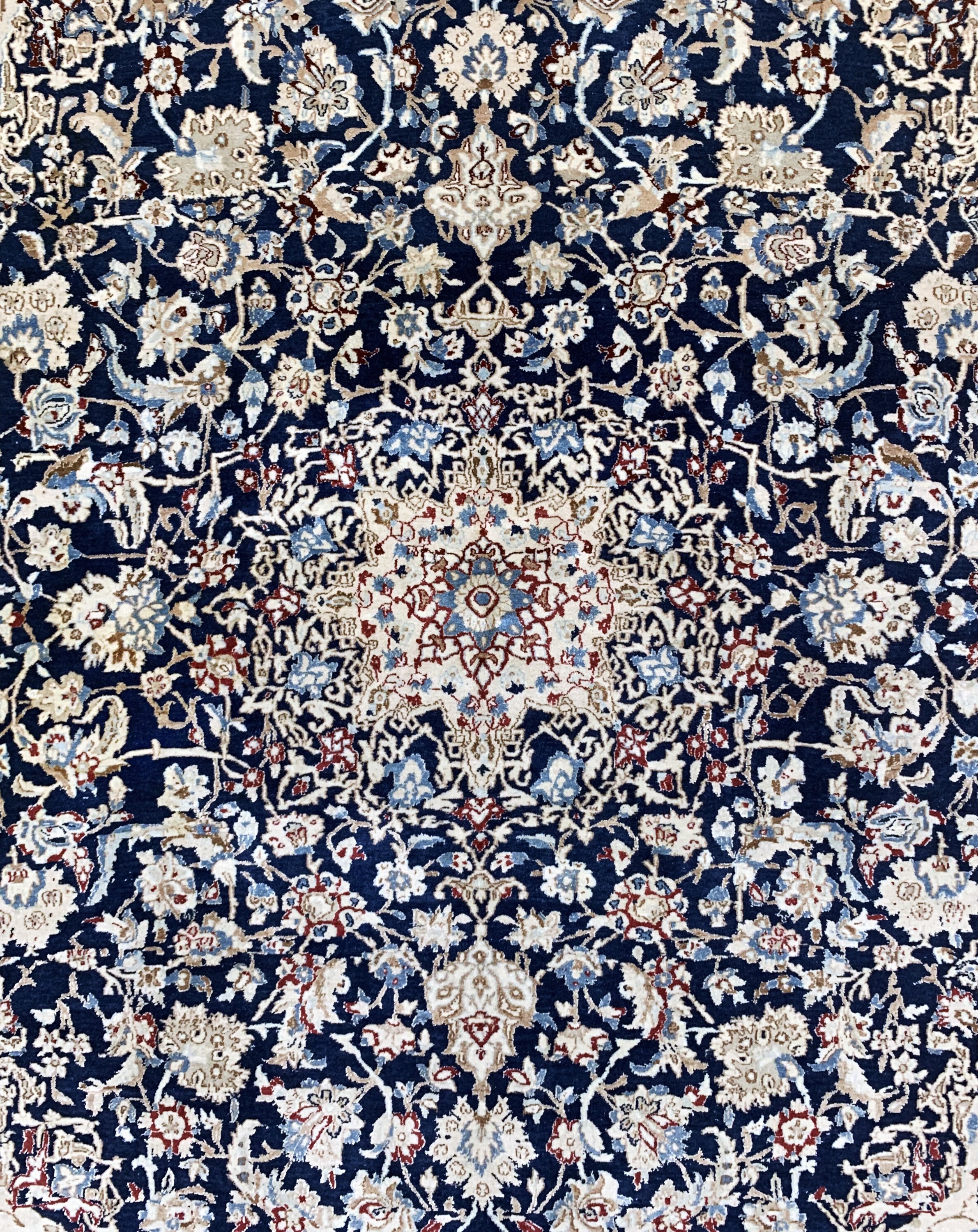 Detail c: Nain fein, Persien, um 1950, Korkwolle mit Seide, ca. 233 x 155 cm, ca. 800.000 Kn/qm, EHZ: 2