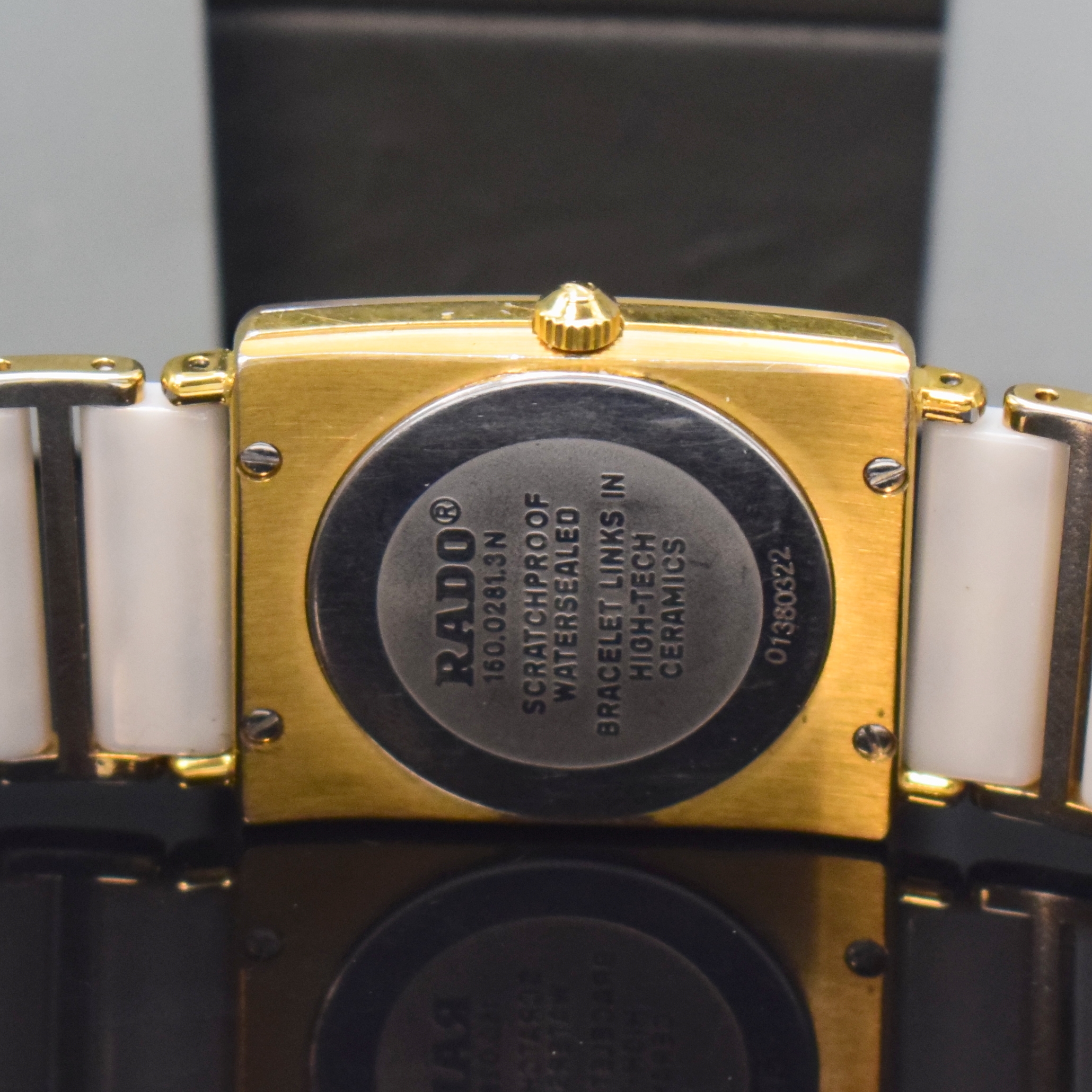 Detail d: RADO Armbanduhr Serie Diastar Referenz 160.0281.3N, Schweiz um 1995, verg. Geh. mit kratzfesten Glas, Stahlboden aufgedr., Keramikband mit verg. ...