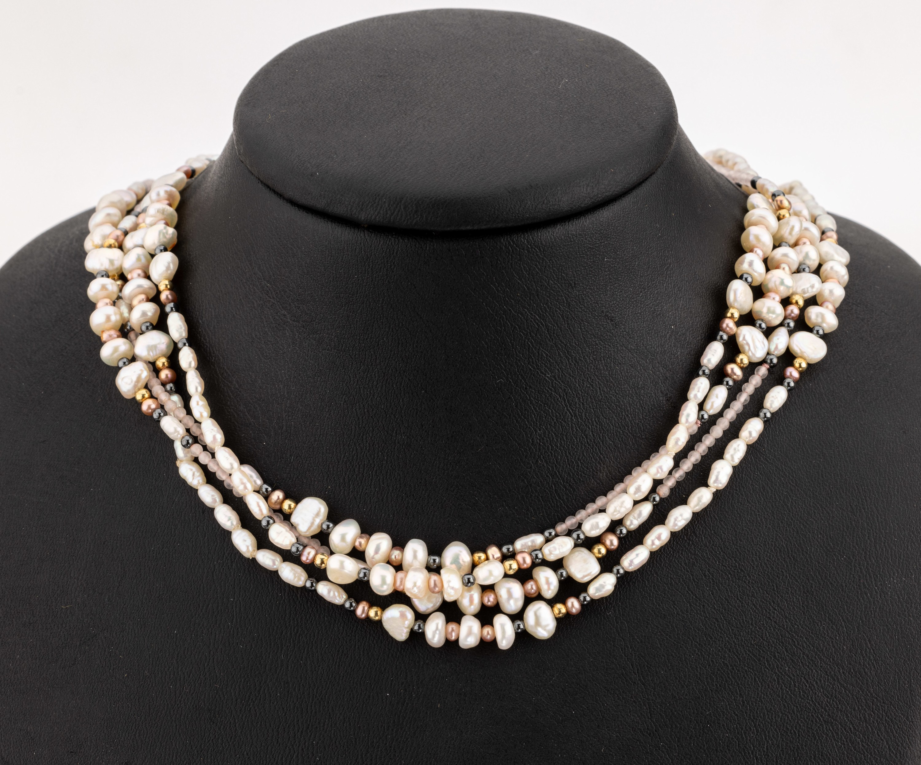 Set 2 überlange Perl-Colliers, jeweils endlos, Zuchtperlen in versch. Grössen, Formen und Farben, 1 x mit kl. Rosenquarzkugeln, Zwischenglieder ...