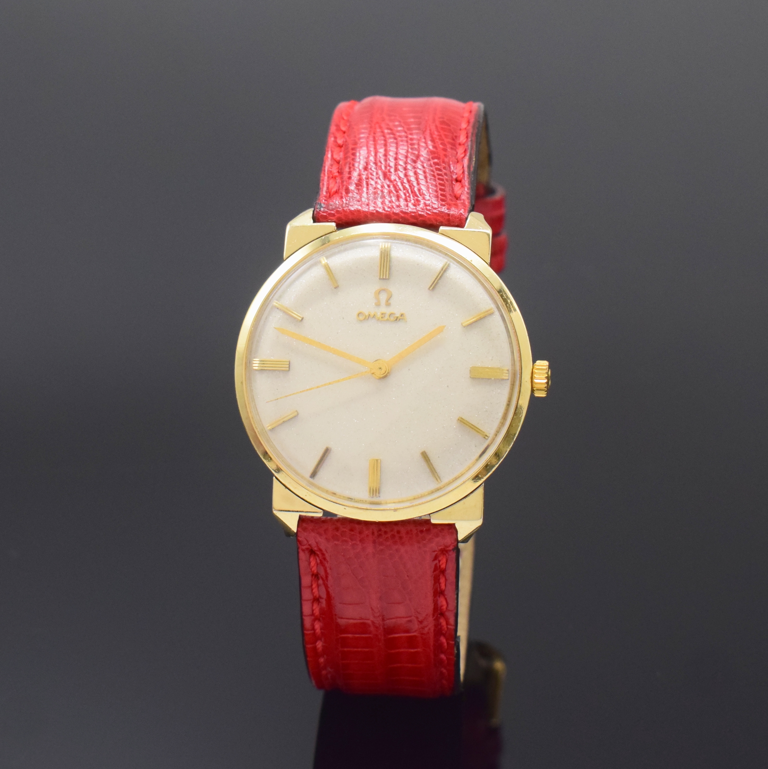 OMEGA Herrenarmbanduhr in GG 585/000 Referenz P6587, Handaufzug, Schweiz / USA um 1966, Monocogue-Geh., Glasrand aufgedr., Boden m. Widmungsgravur, ...