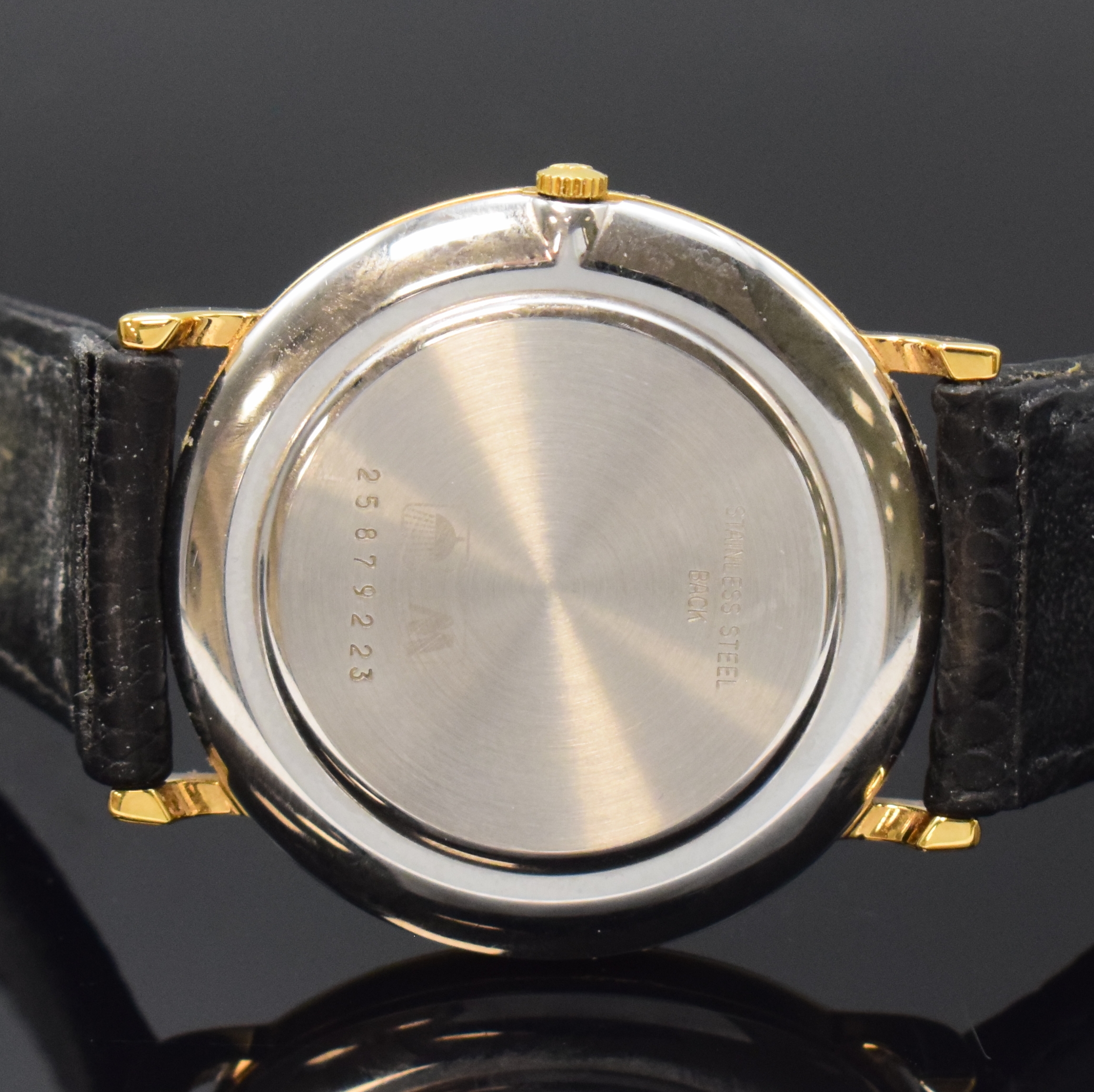 Detail d: LONGINES Armbanduhr Presence Referenz 6951 6 150, quarz, Schweiz um 2000, verg. Geh., Edelstahlboden aufgedr., emailfarb. Zifferbl. m. röm. Std., ...