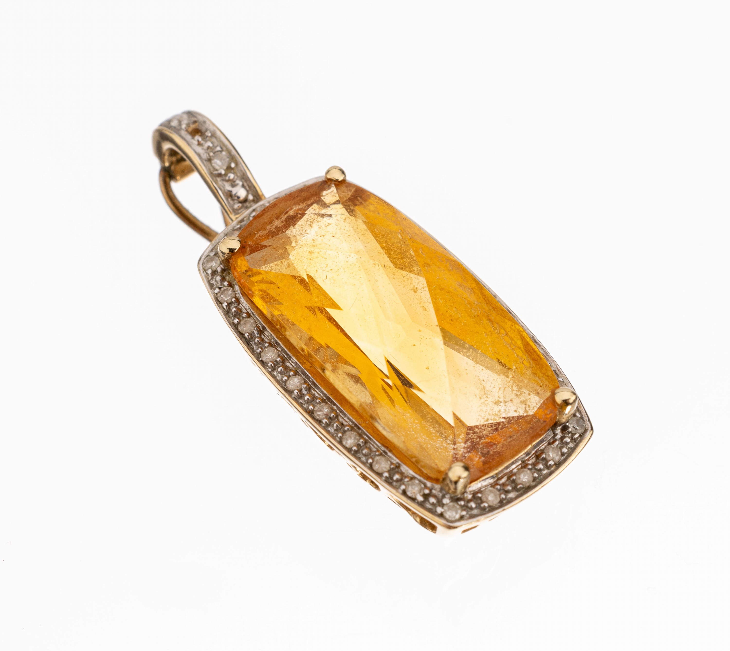 14 kt Gold Citrin Diamant Anhänger, GG 585/000, 1950er Jahre, facett. Citrin ca. 8.50ct, Diamanten zus. ca. 0.13 ct get. Weiss/p 1, (1 St. fehlt), ...
