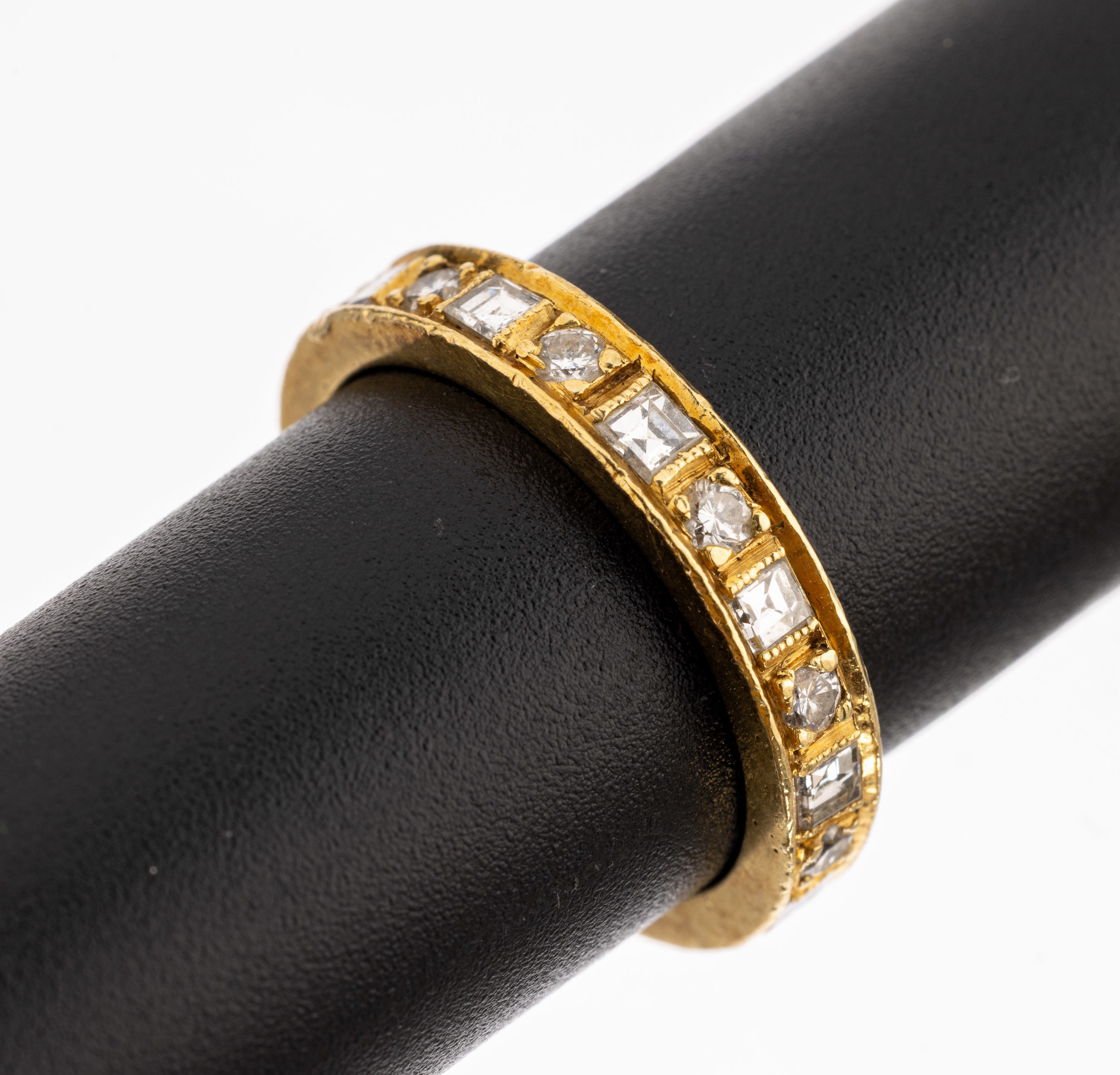 18 kt Gold Brillant Memoryring, GG 585/000 (gepr.), 22 Brillanten und Diamantcarrees zus.ca. 0.98 ct Weiss/si, RW 53, ca. 4.3 g