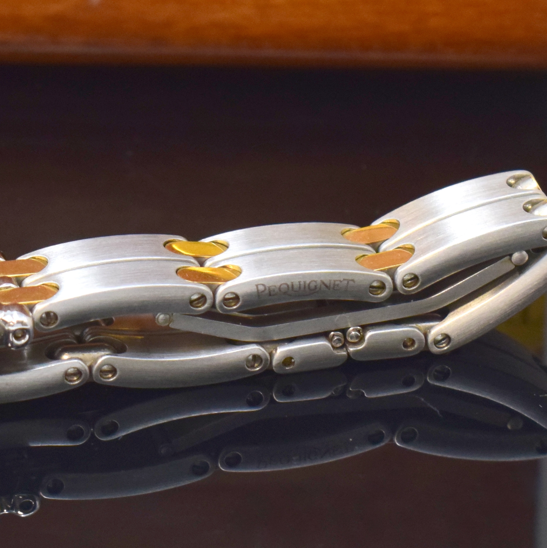 Detail b: PEQUINET Damenarmbanduhr in Stahl/Gold mit Diamanten, Schweiz verk. lt. beil. Garantie 03/1999, quarz, orig. Stahlband m. dopp. Faltschl., Boden ...