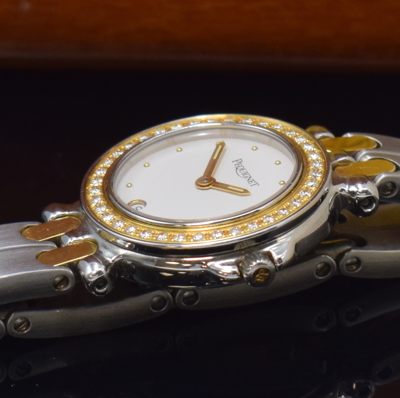 Detail c: PEQUINET Damenarmbanduhr in Stahl/Gold mit Diamanten, Schweiz verk. lt. beil. Garantie 03/1999, quarz, orig. Stahlband m. dopp. Faltschl., Boden ...