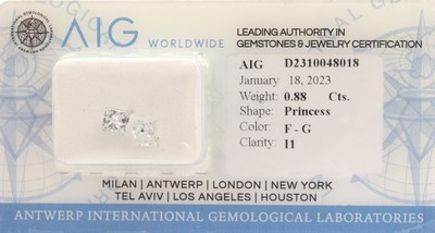 Image Lot 2 lose Diamanten zus. ca. 0.88 ct, im Princess Cut, feines Weiß(F-G)/p1, ...