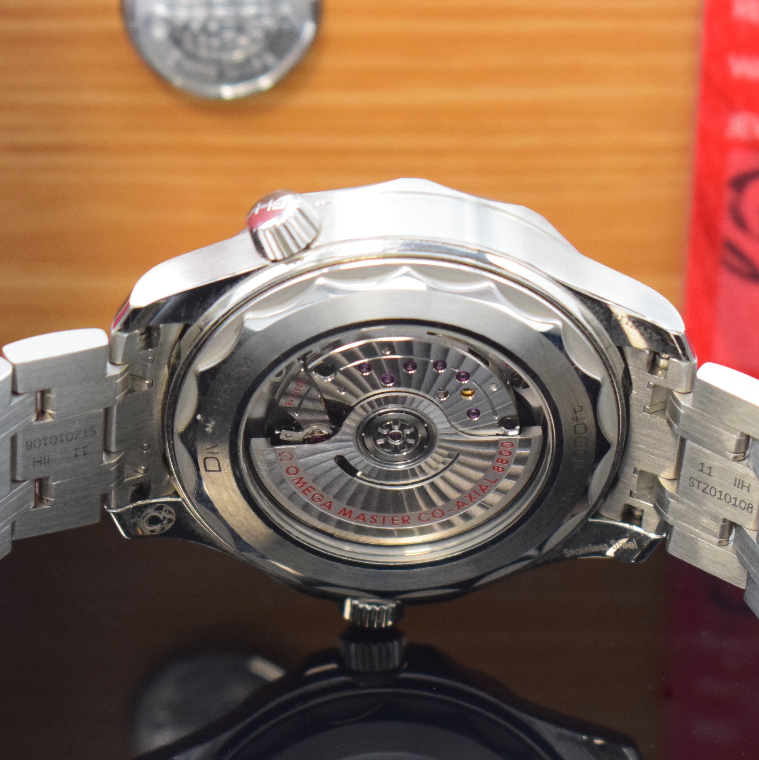 Detail f: OMEGA Herrenarmbanduhr Seamaster Diver 300 M Referenz 210.30.42.20.10.001, Automatik, Chronometer in Edelstahl inkl. orig. Gliederband m. Faltschl., ...