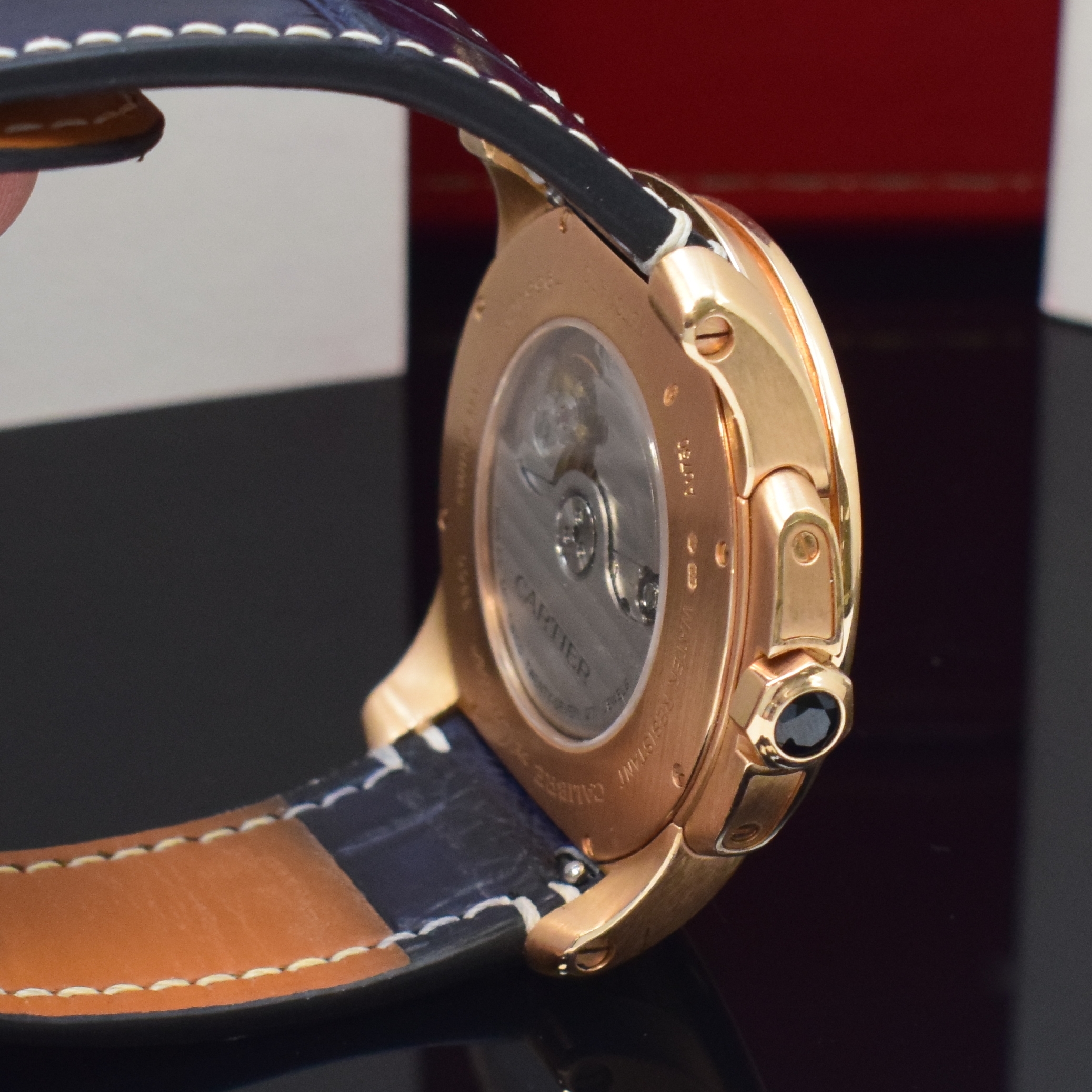 Detail c: CARTIER Herrenarmbanduhr Serie Calibre De Cartier in RG 750/000 Referenz W7100009 / 3300, Automatik, Schweiz um 2018, massives Goldgeh. inkl. ...