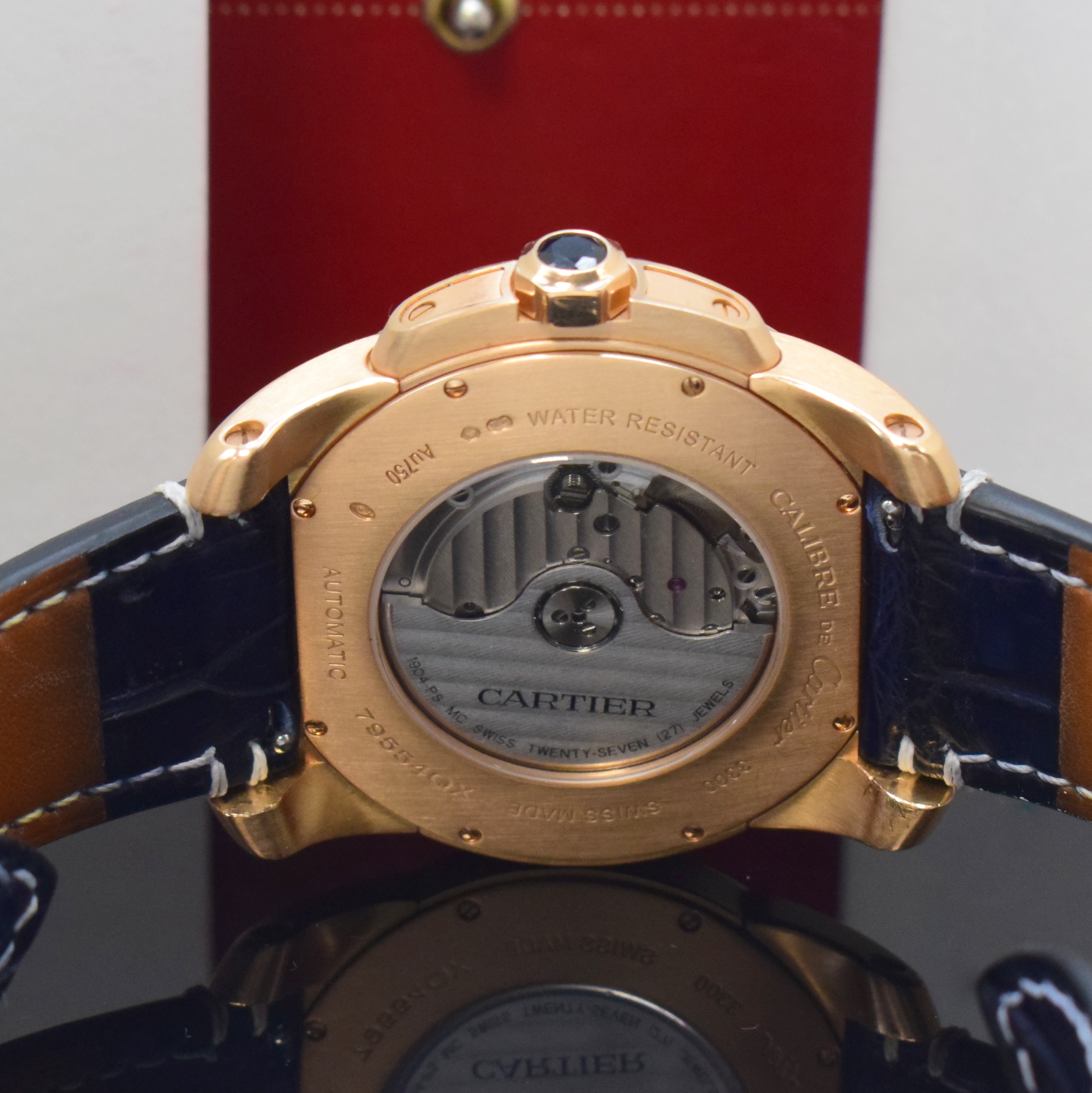 Detail e: CARTIER Herrenarmbanduhr Serie Calibre De Cartier in RG 750/000 Referenz W7100009 / 3300, Automatik, Schweiz um 2018, massives Goldgeh. inkl. ...