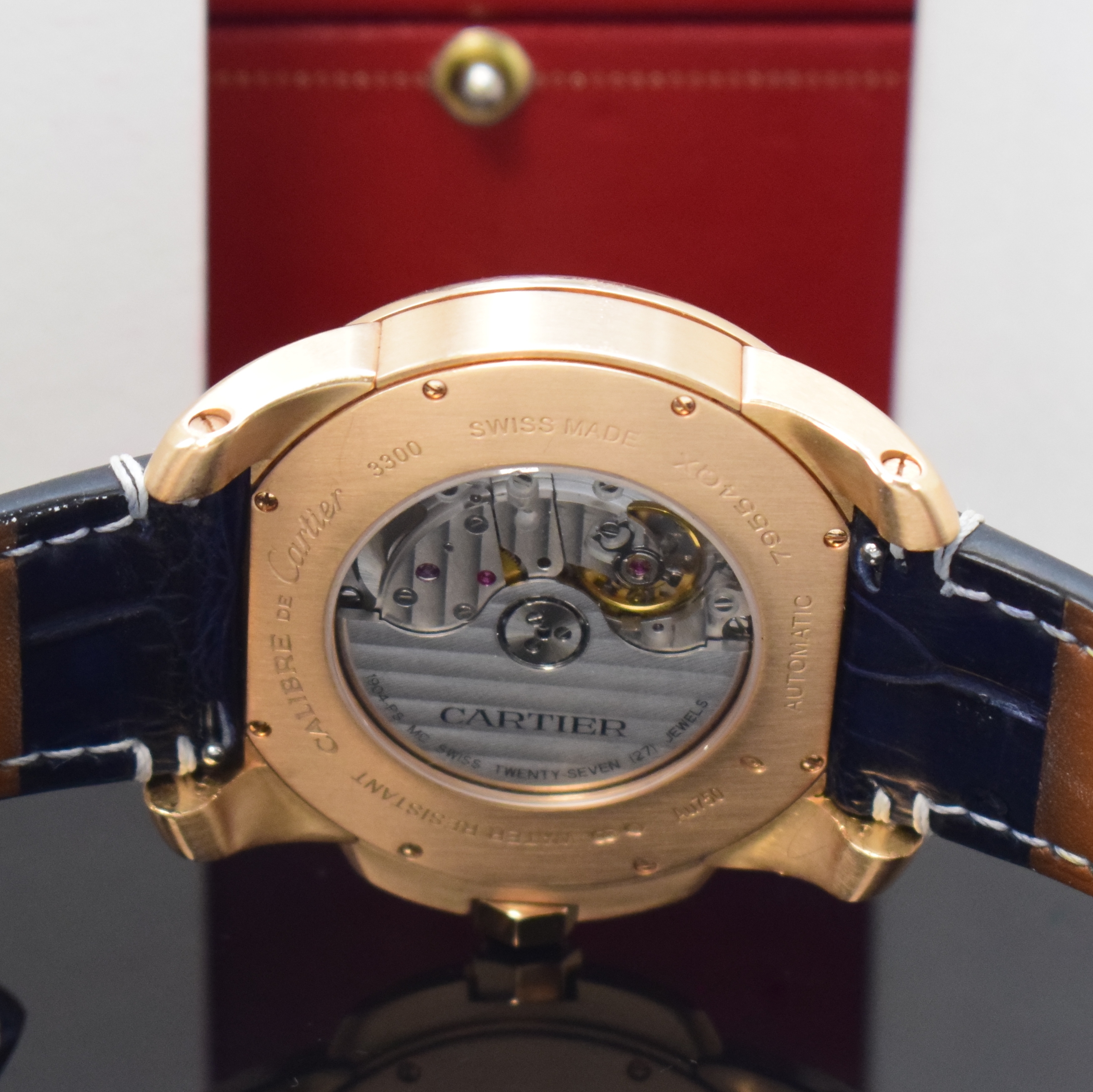 Detail f: CARTIER Herrenarmbanduhr Serie Calibre De Cartier in RG 750/000 Referenz W7100009 / 3300, Automatik, Schweiz um 2018, massives Goldgeh. inkl. ...