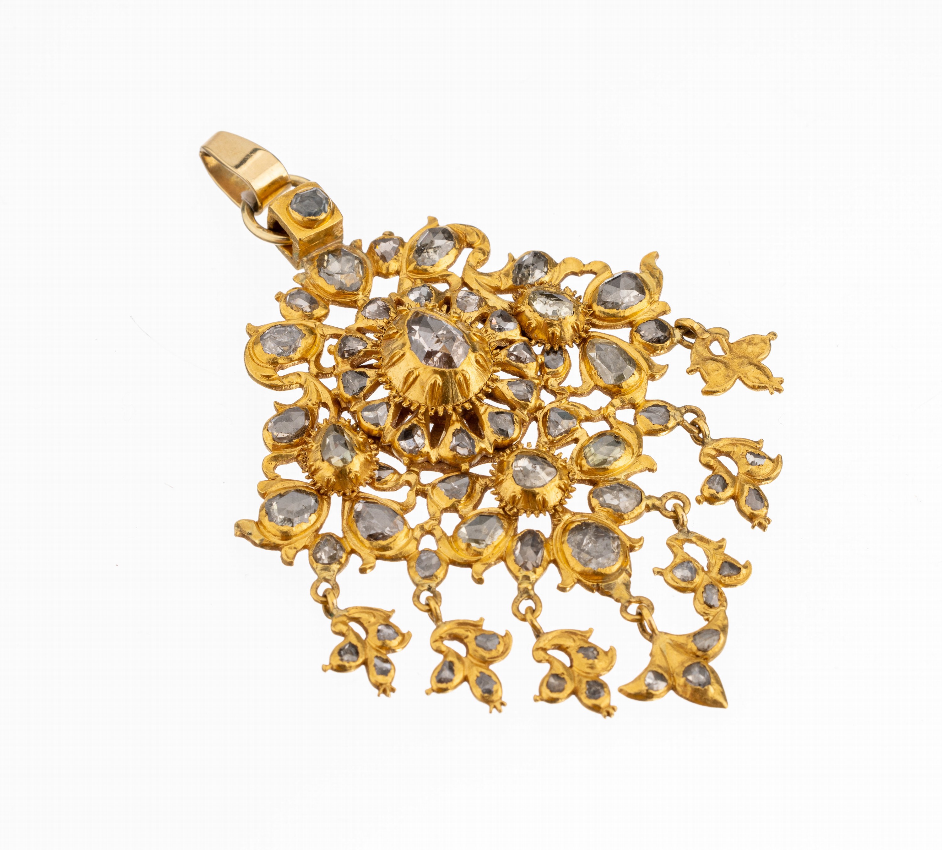 23.6 kt Gold Diamant-Anhänger, GG 986/000 überpr., wohl Portugal um 1780-1820, prunkvoll, Aufbau in mehreren Ebenen, 61 Diamantrosen zus. ca. 8.00 ...