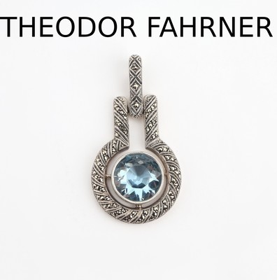 Image THEODOR FAHRNER pendant, silver 925, 1930s, geometric, centered round bevelled blue topaz ...