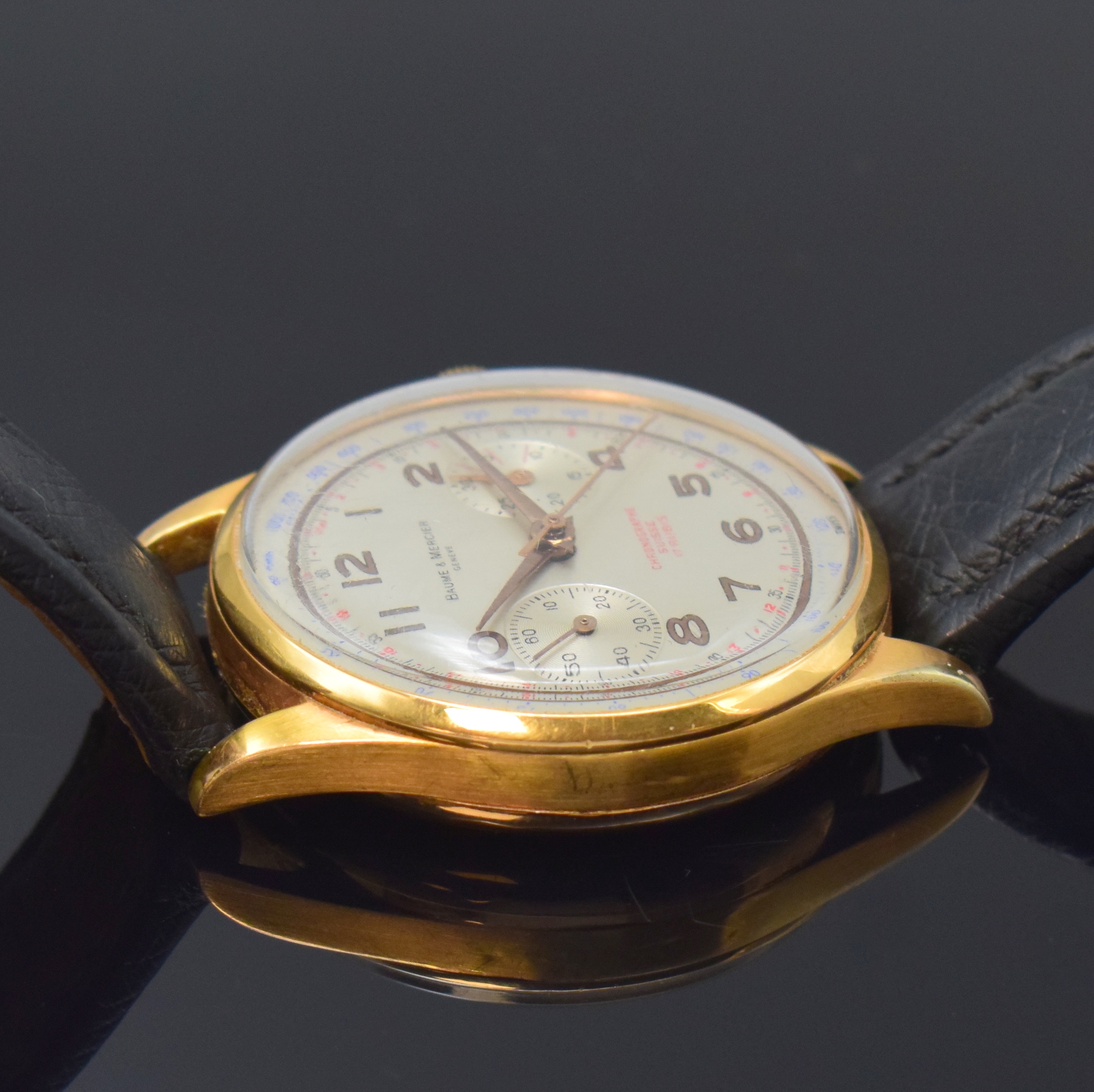 Detail c: CHRONOGRAPH SUISSE Armbandchronograph in RG 750/000, Schweiz um 1945, Handaufzug, Goldgeh. l. dell. m. Metall-Innengeh., Boden u. Glasrand aufgedr., ...