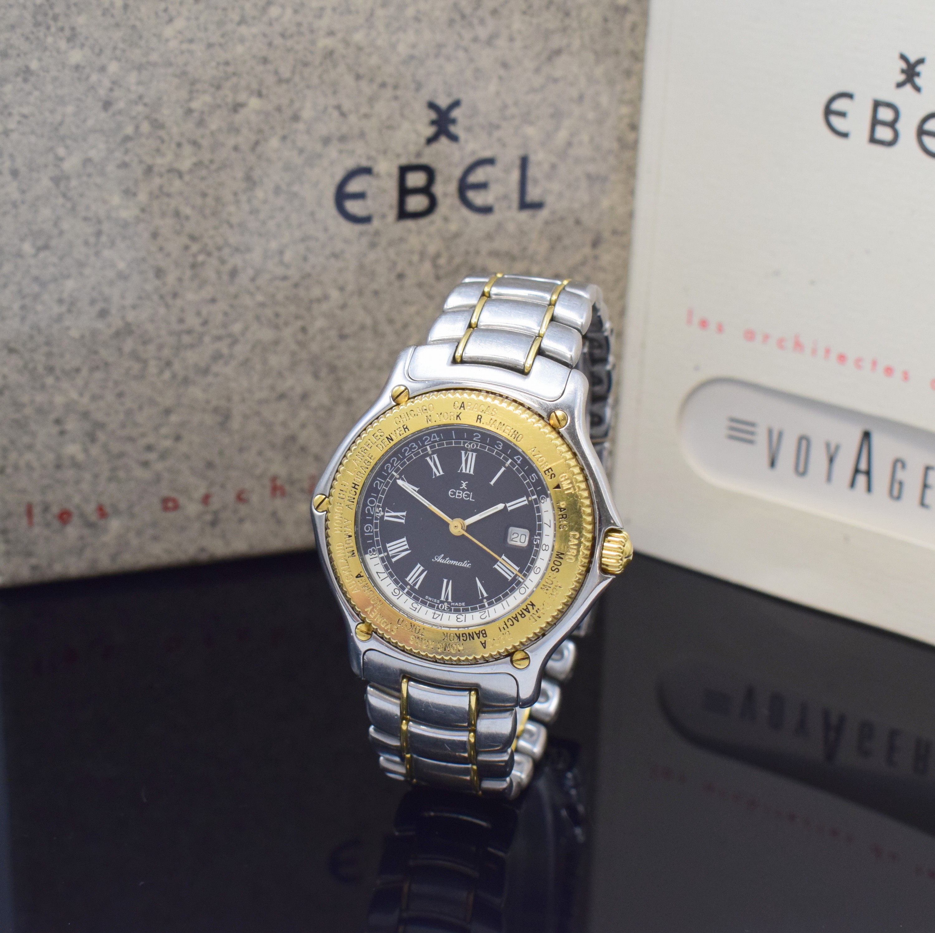 EBEL Voyager Herrenarmbanduhr mit Weltzeitanzeige Referenz 1124913 in Stahl/Gold, Schweiz um 1990, Automatik, 8- fach verschr. Geh., beids. drehb. ...