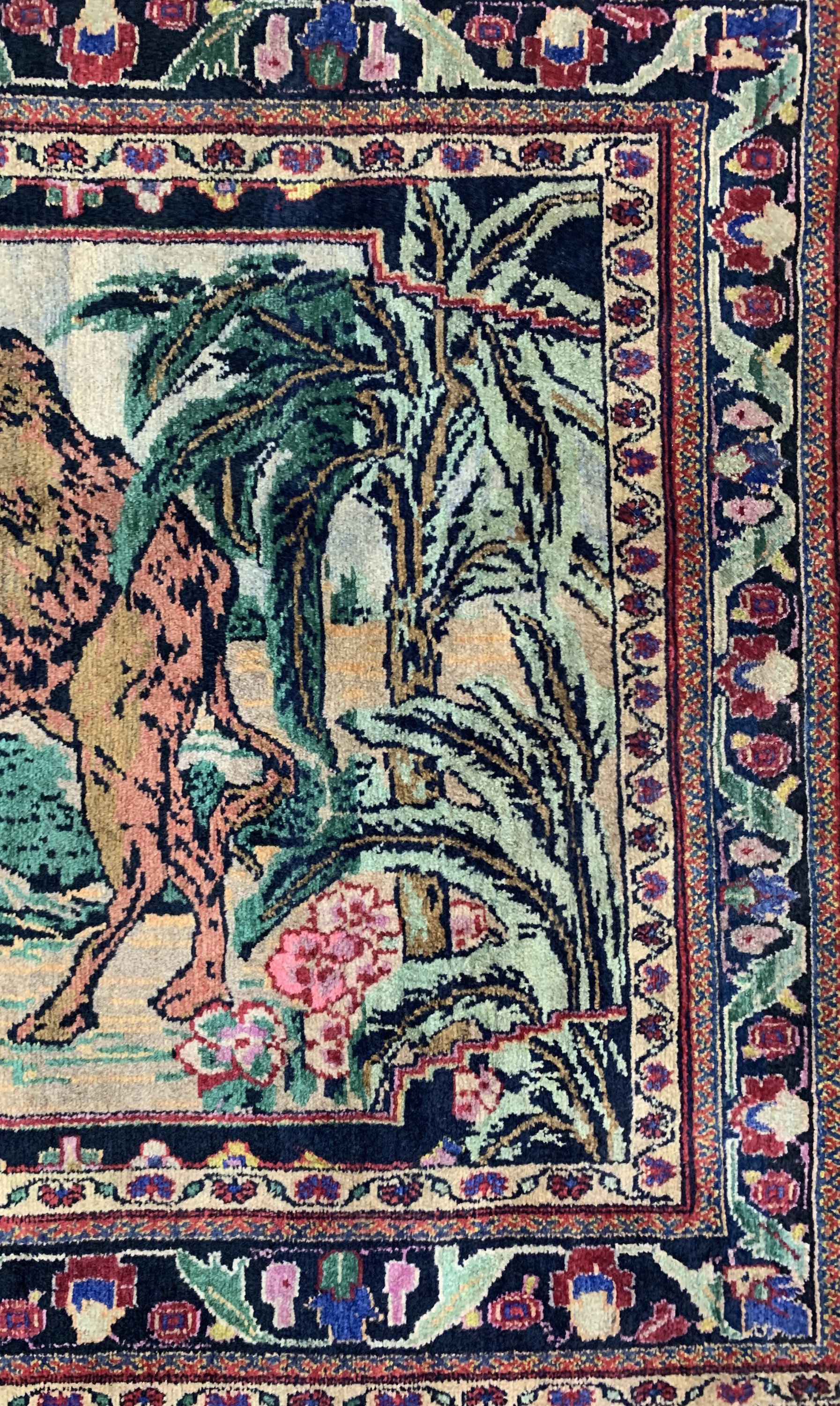 Detail c: Antiker Bachtiar Persien, "Amale Gholikhan Bachtiari", um 1910/1920, Wolle auf Baumwolle,ca. 215 x 134 cm, EHZ: 1-2