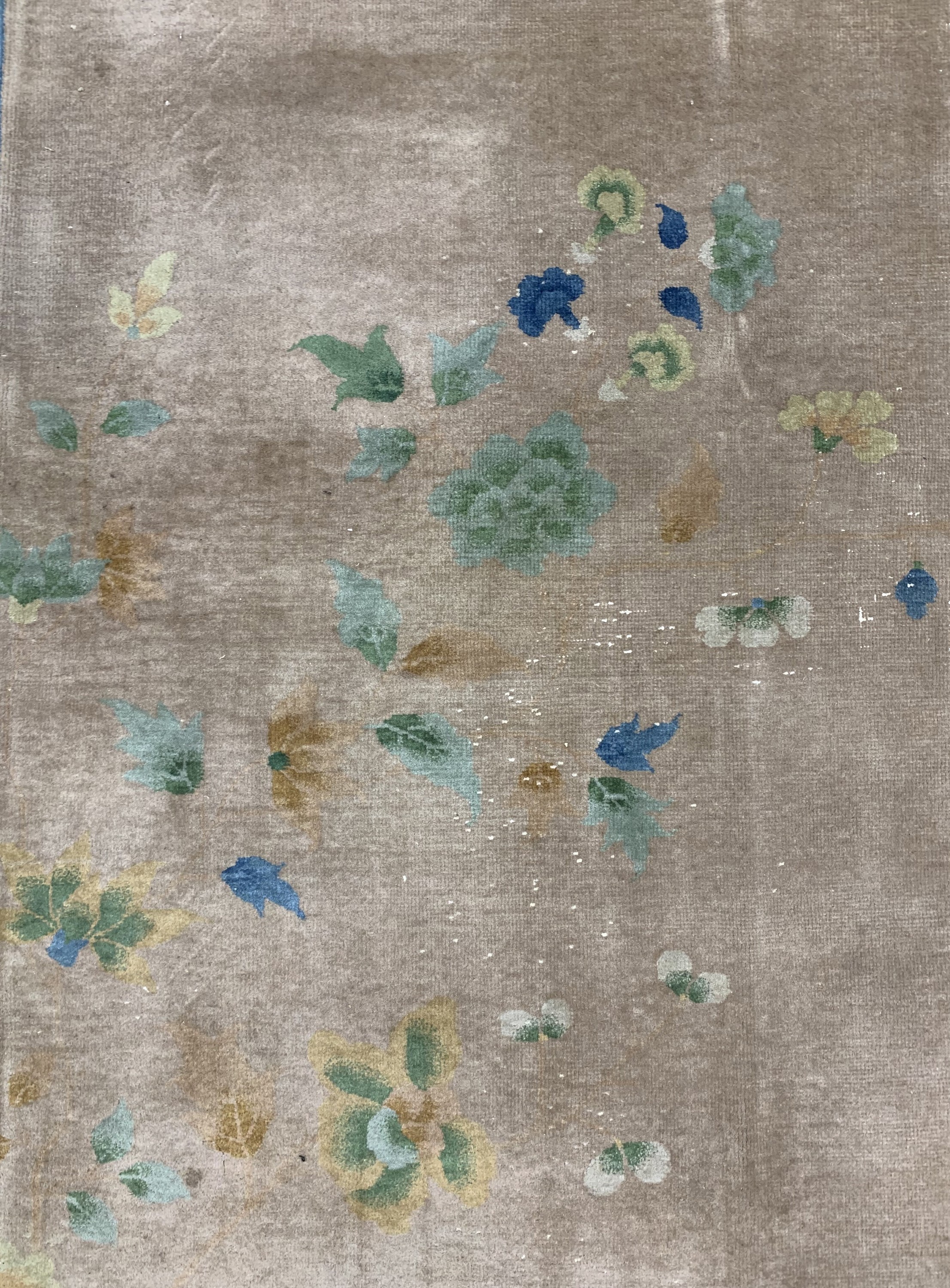 Detail g: Peking antik, China, um 1900, Wolle auf Baumwolle, ca. 520 x 373 cm, EHZ: 3