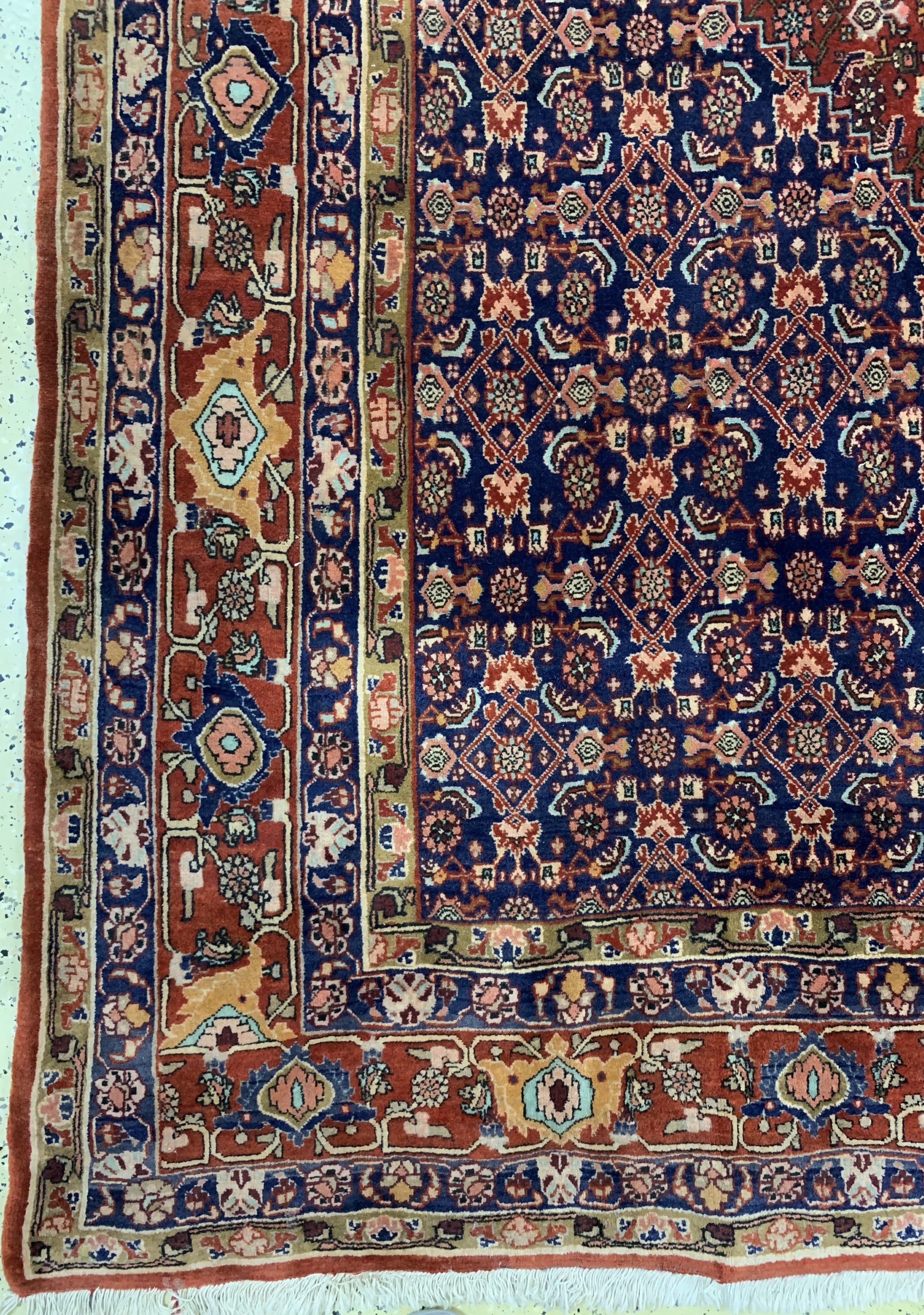 Detail b: Bidjar alt, Persien, Mitte 20.Jh, Wolle aufBaumwolle, ca. 400 x 290 cm, verblasst, EHZ: 2