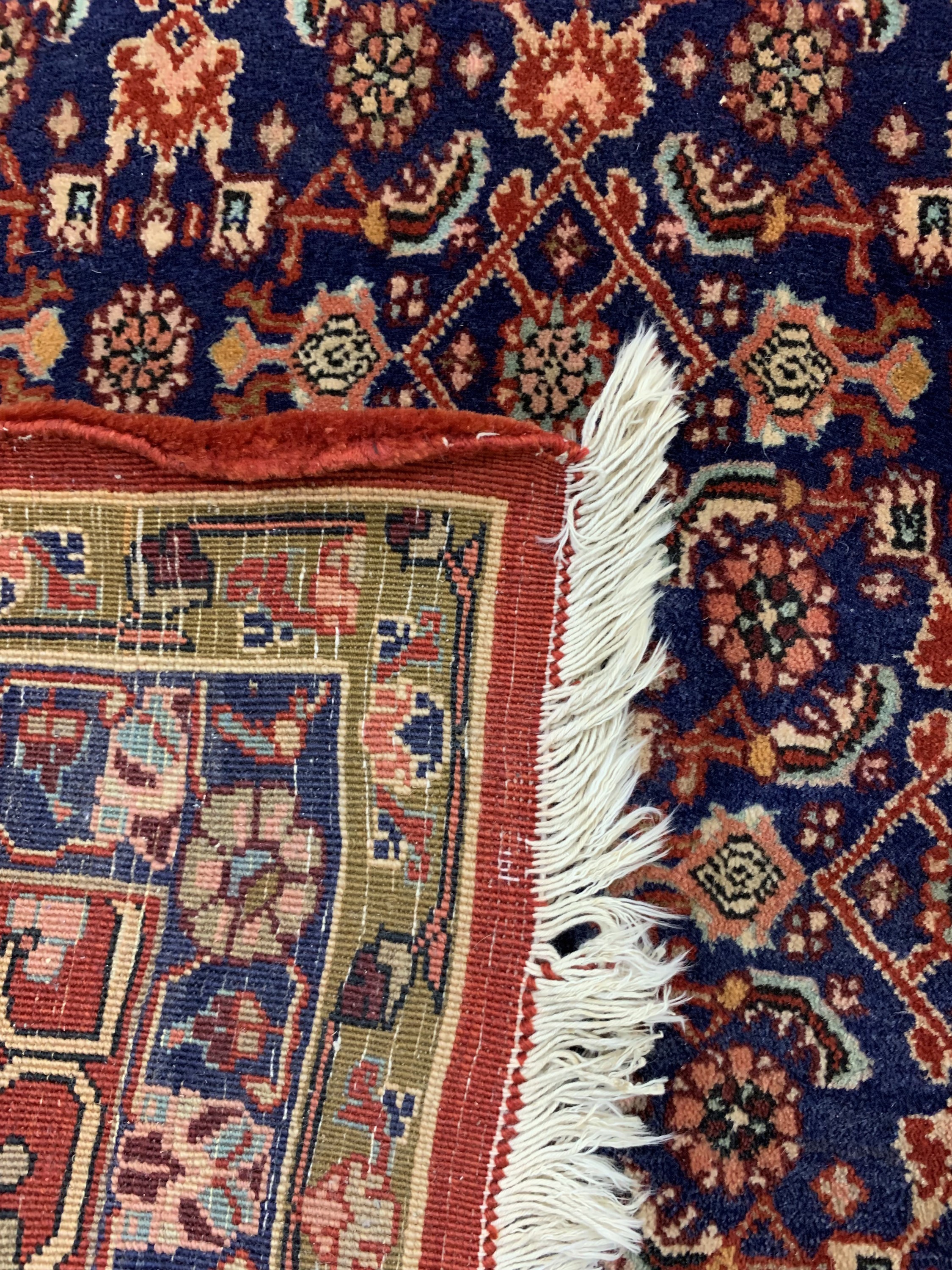 Detail g: Bidjar alt, Persien, Mitte 20.Jh, Wolle aufBaumwolle, ca. 400 x 290 cm, verblasst, EHZ: 2
