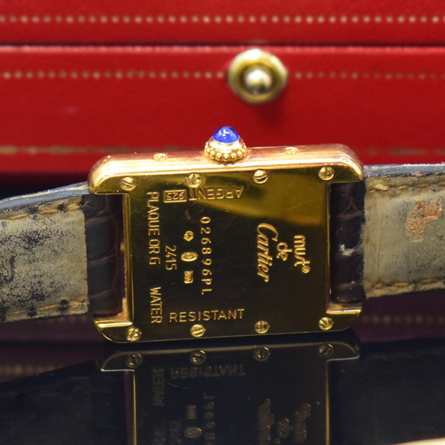 Detail d: CARTIER Damenarmbanduhr Serie Tank Referenz 2415, quarz, verg. Sterlingsilbergeh., Boden 8-fach verschr., Lederband m. verg. orig. Dornschl., ...