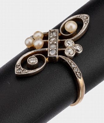 Image 18 kt gold Art Nouveau diamond-pearl-ring, approx. 1900 , YG 750/000, obverse platinum ...