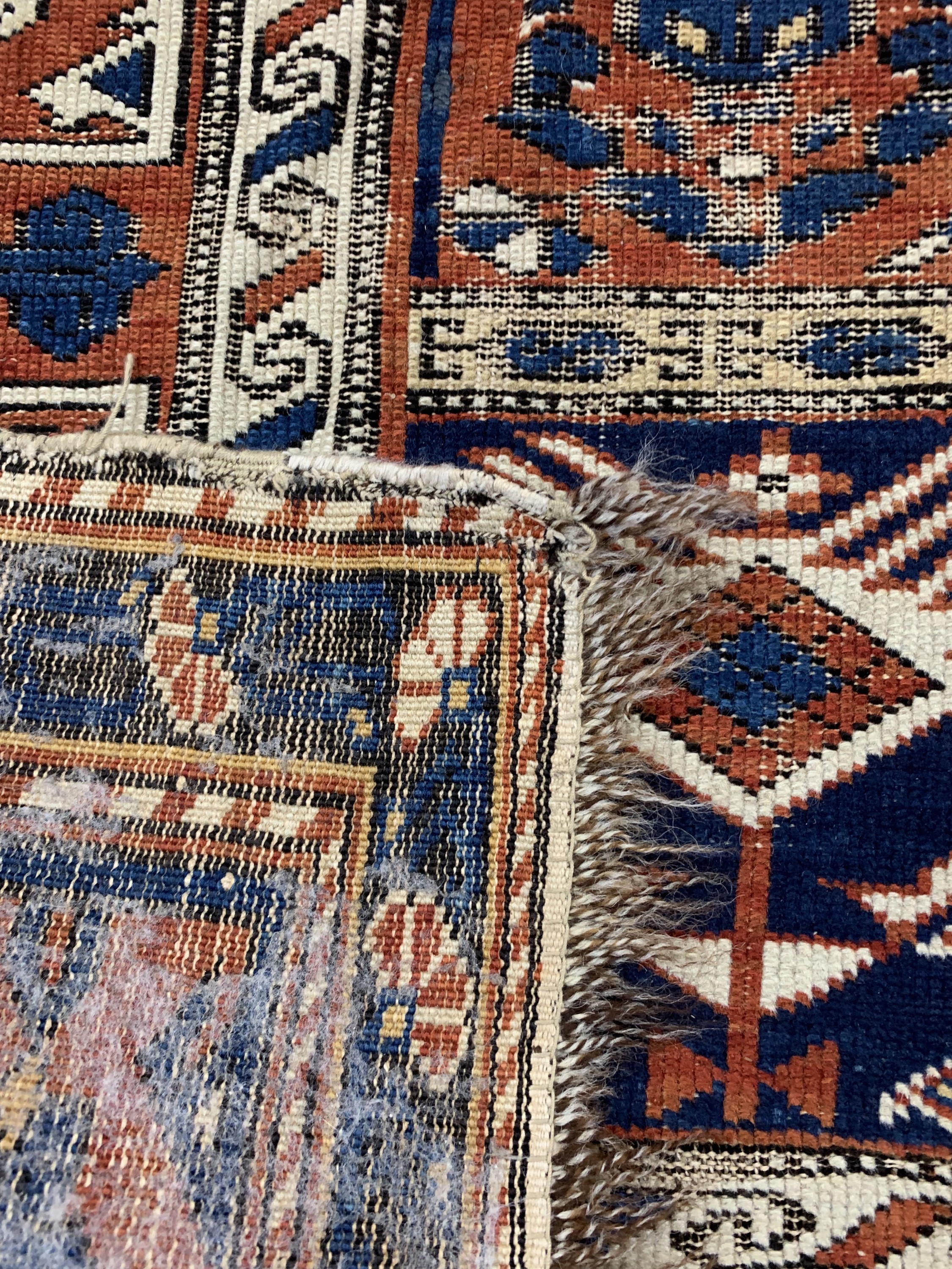 Detail f: Antiker Schirwan, Kaukasus, 19.Jhd, Wolle auf Wolle, ca. 210 x 130 cm, EHZ: 4