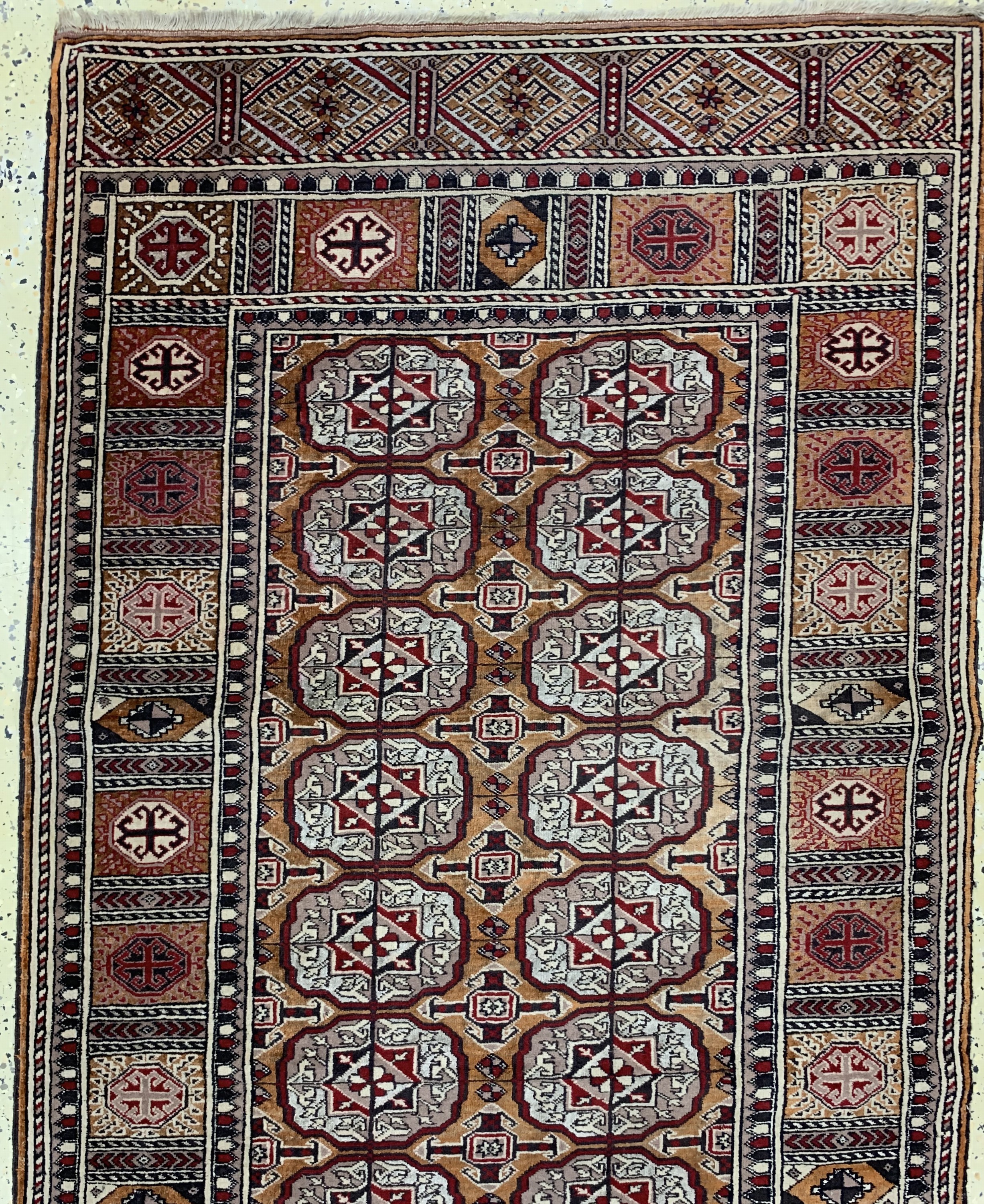 Detail a: Mauri"Seidengrund"fein, Afghanistan, Mitte 20.Jhd, Wolle mit Seide, ca. 275 x 90 cm, EHZ:2