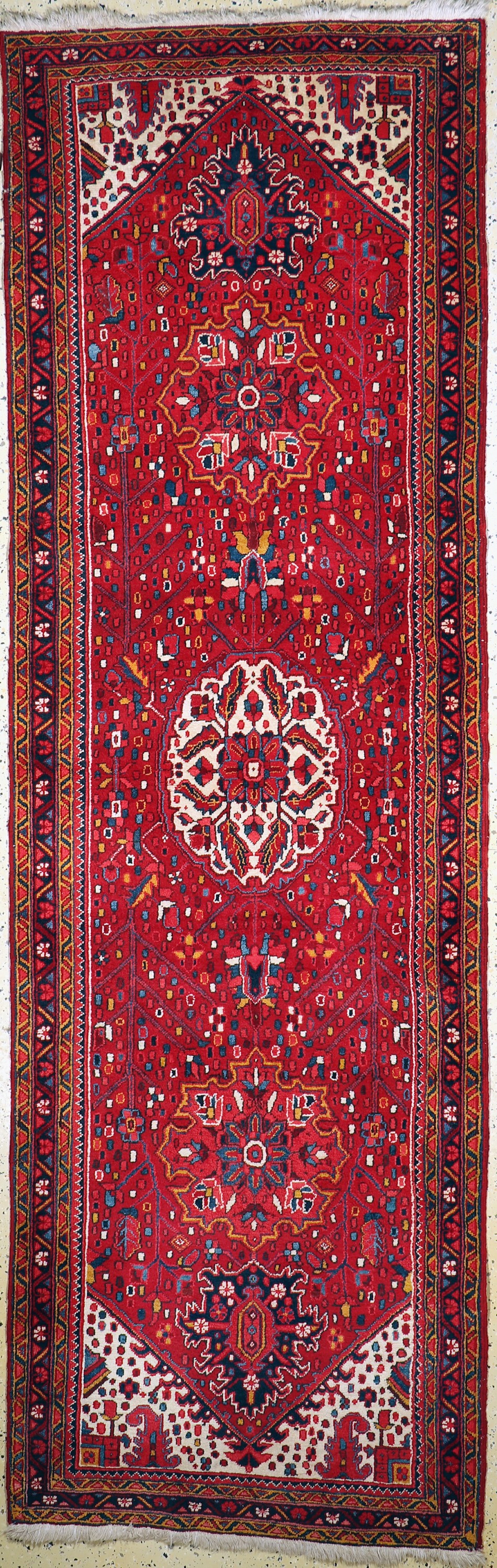 Heriz, Persien, Ende 20.Jhd, Wolle auf Baumwolle, ca. 327 x 103 cm, EHZ: 2-3