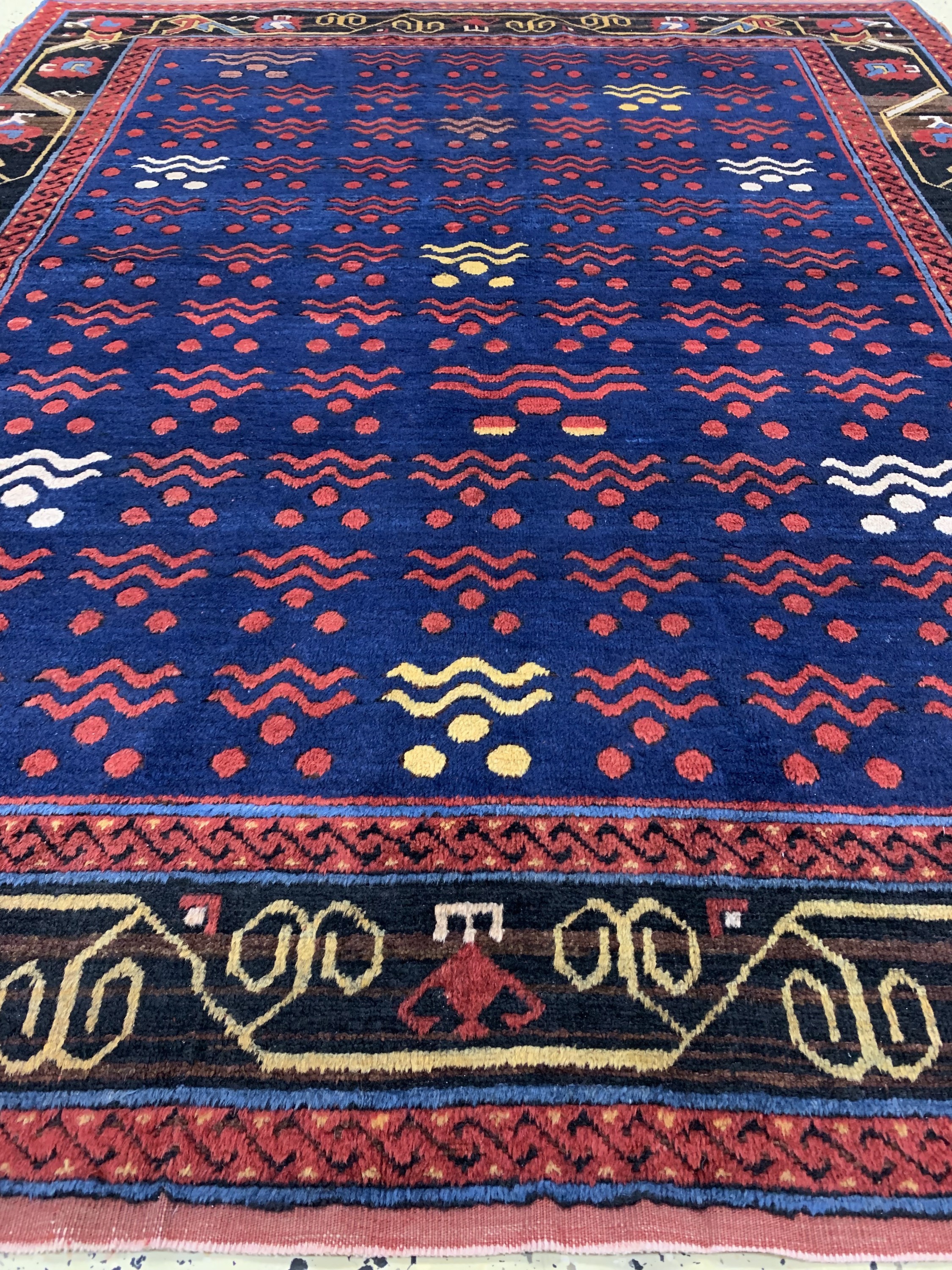 Detail e: "Chintamani"Motiv, Türkei, Mitte 20.Jhd , Wolle auf Wolle, ca. 205 x 166 cm, EHZ: 2