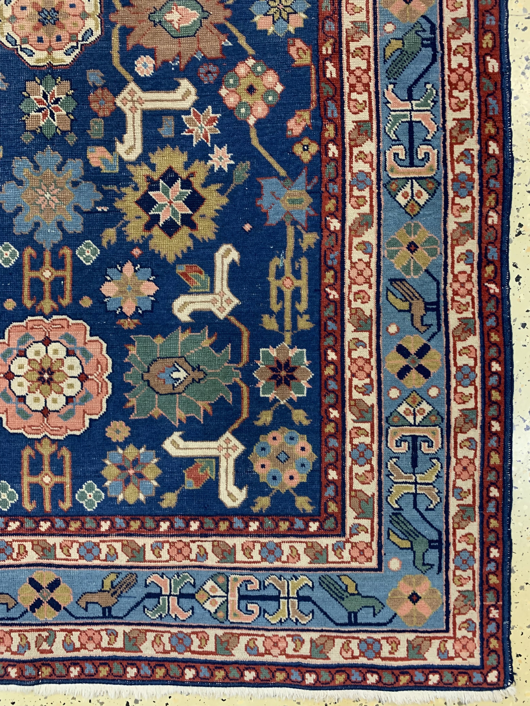 Detail a: "Blattgabel-Schirwan", Rußland, Mitte 20.Jhd, Wolle auf Baumwolle, ca. 176 x 123 cm,EHZ: 3
