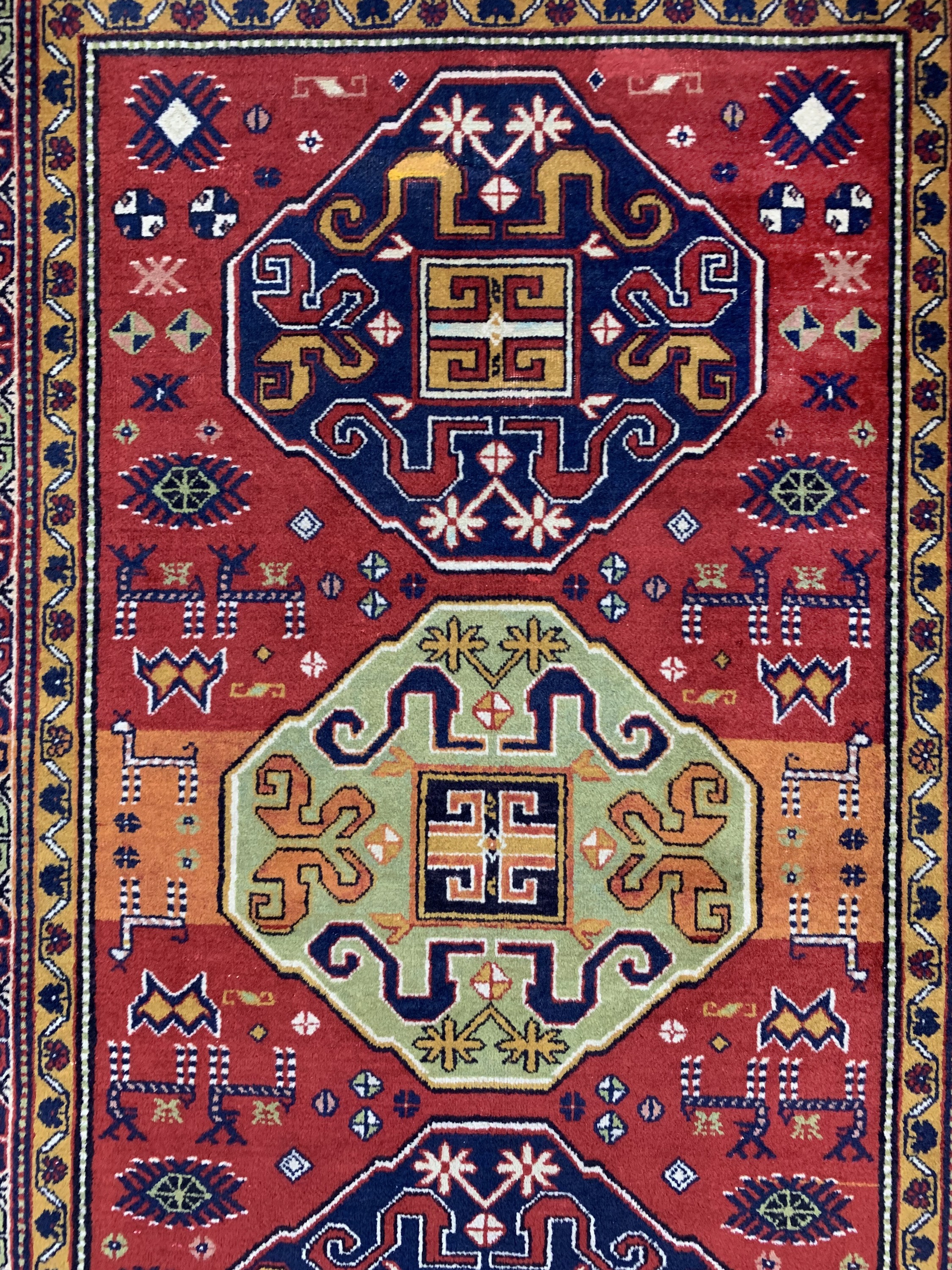 Detail a: "Wolkenband-Kazak"Motiv Türkei, Mitte 20.Jhd, Wolle auf Baumwolle, ca. 204 x 132 cm EHZ: 2-3