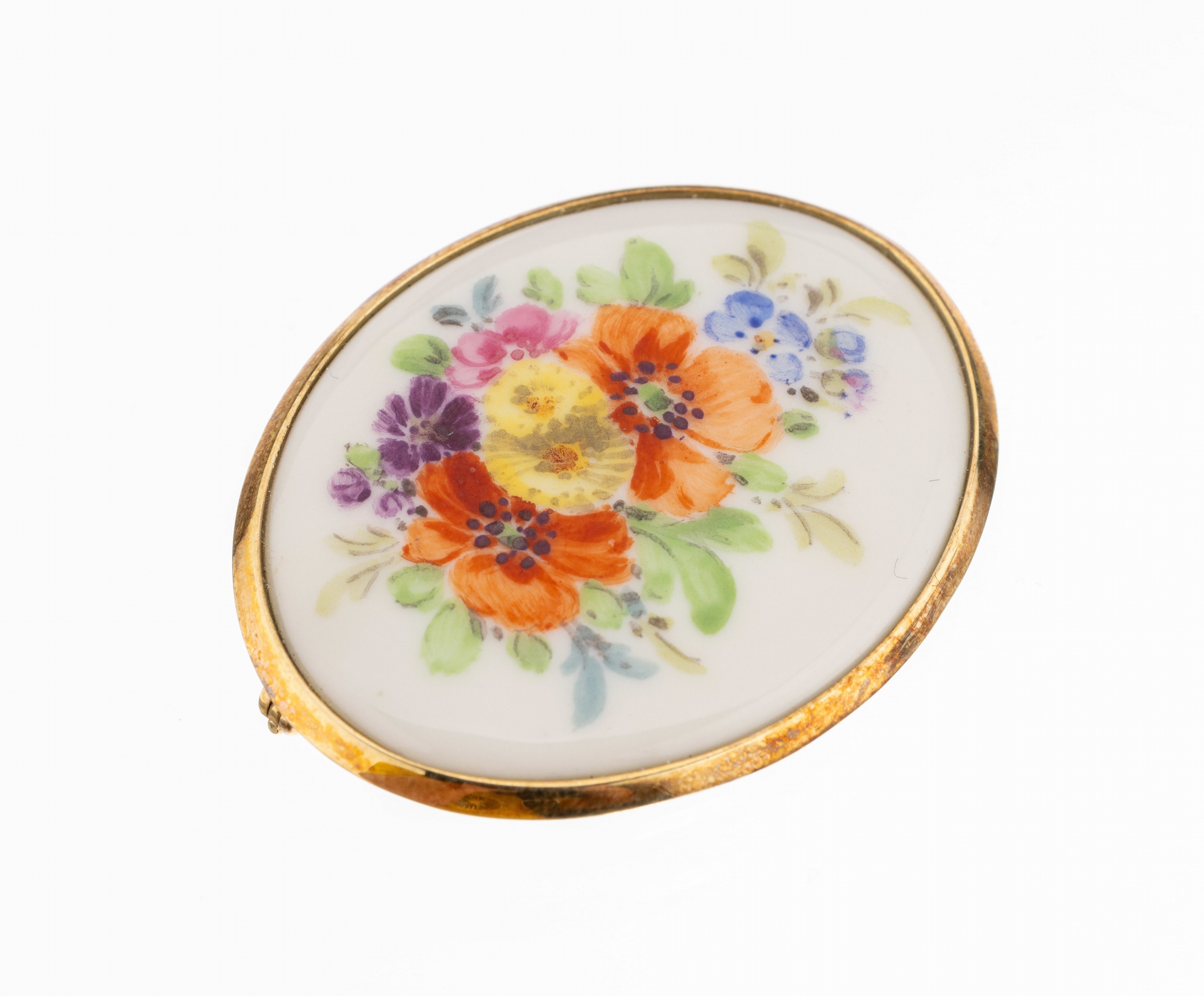 14 kt Gold Porzellan-Brosche, GG 585/000, schlicht oval, Meißener Porzellan mit polychromer Malerei, Darstellung div. Blumen, ca. 3.6 x 2.8 cm