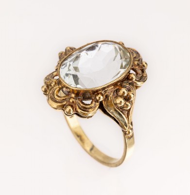 Image 14 kt gold aquamarine-ring , YG 585/000, 1950s, oval bevelled light blue aquamarine ...