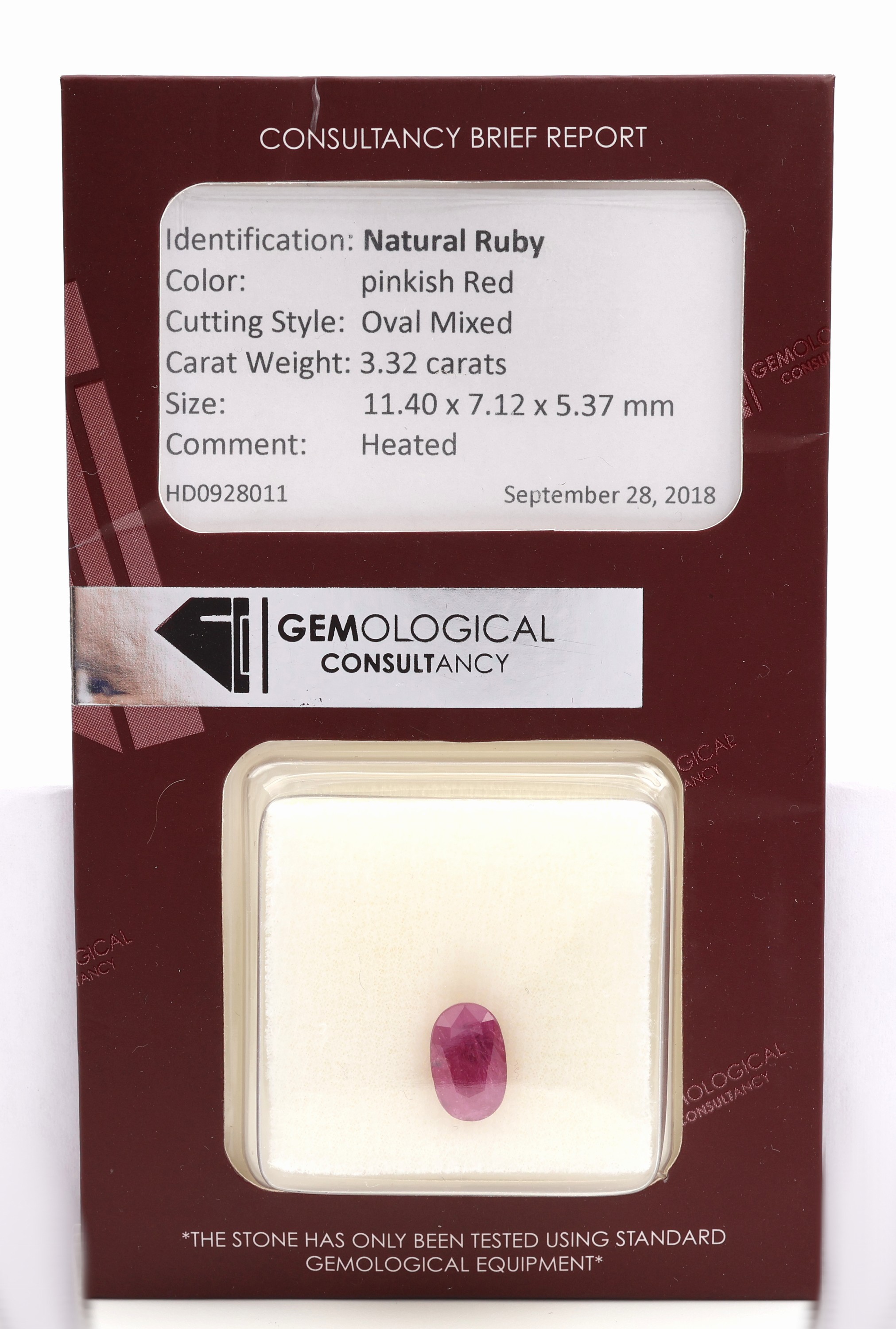 Loser facett. Rubin, 1.36 ct, oval, Pink/Rot, 11.40 x 7.12 x 5.37 mm, (beh.), mit GEM Report