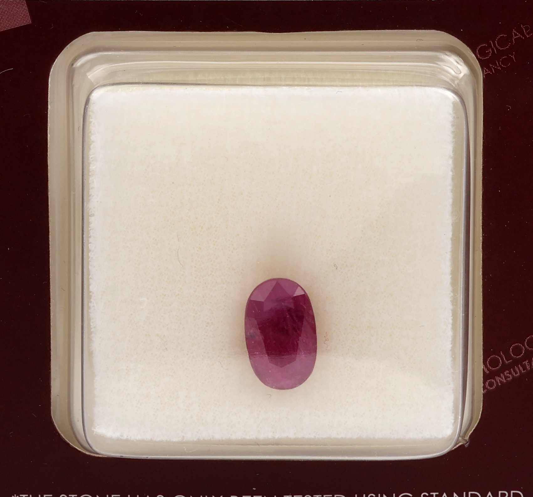 Detail a: Loser facett. Rubin, 1.36 ct, oval, Pink/Rot, 11.40 x 7.12 x 5.37 mm, (beh.), mit GEM Report
