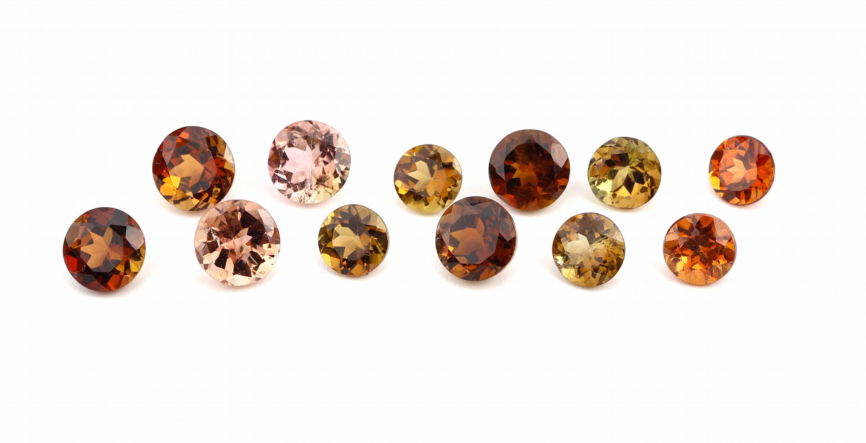 Lot 12 lose facett. Turmalinpärchen, zus. 8.18 ct, rund, kalibriert