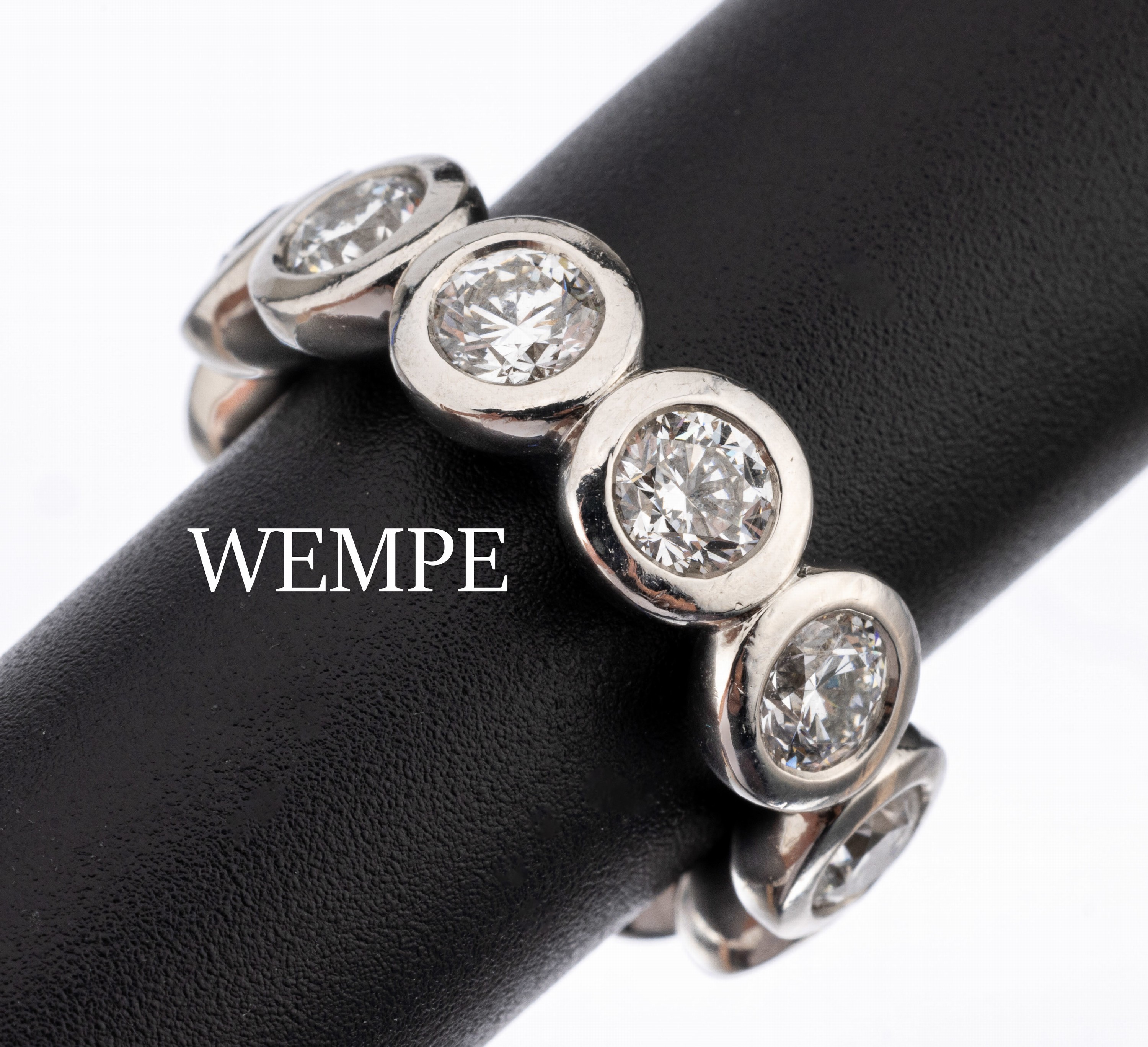 WEMPE Platin Brillant-Memoryring, Pt 950/000, 11 Brillanten zus. ca. 3.30 ct feinesWeiß/si, RW 53, sign. setted by Wempe, lt. Einlieferer ...