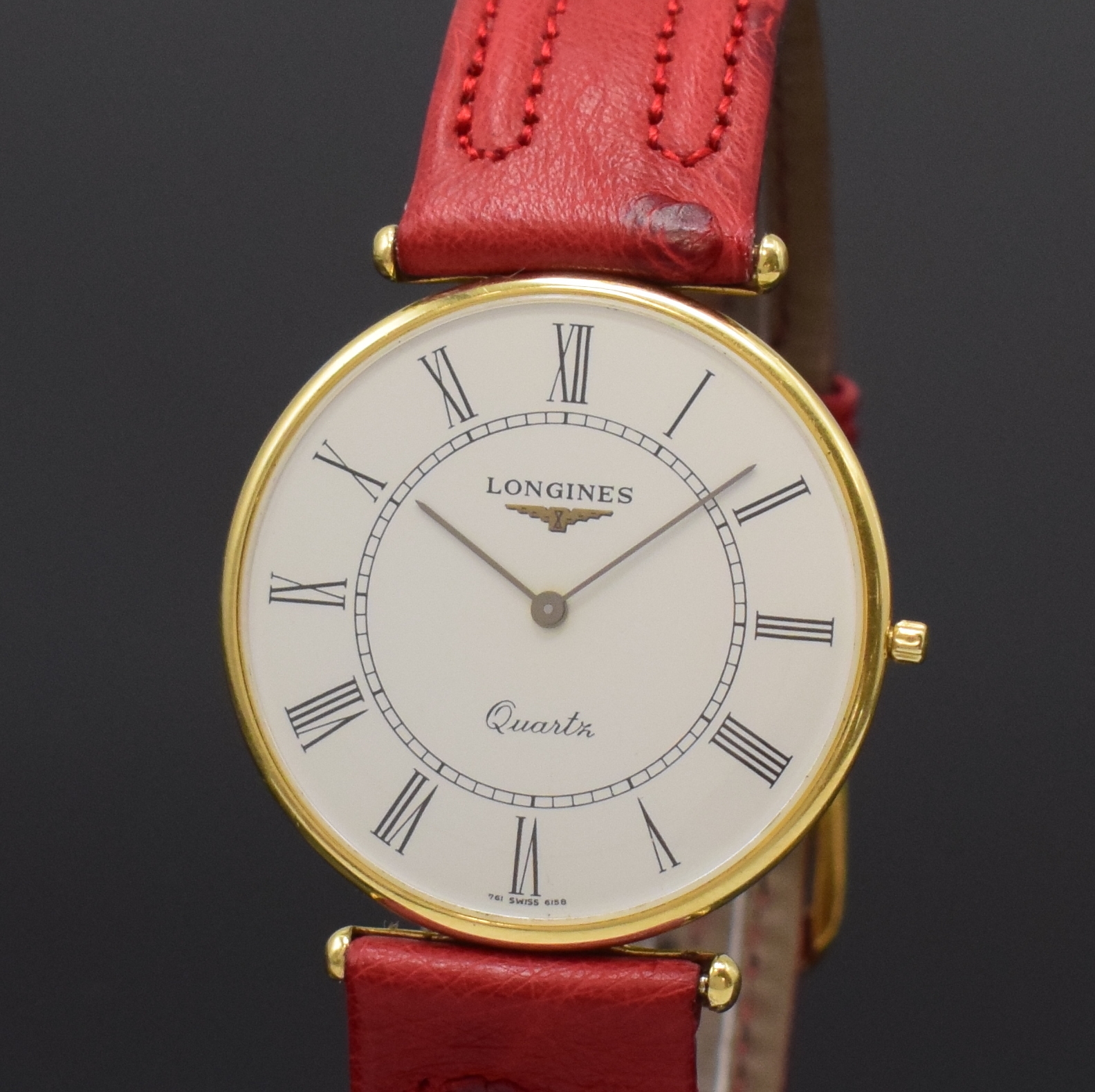 Detail a: LONGINES Les Grandes Classique seltene Armbanduhr in GG 750/000, Schweiz um 2000, quarz, Monocoque-Geh., weisses Zifferbl. m. röm. Zahlen, schwarze ...