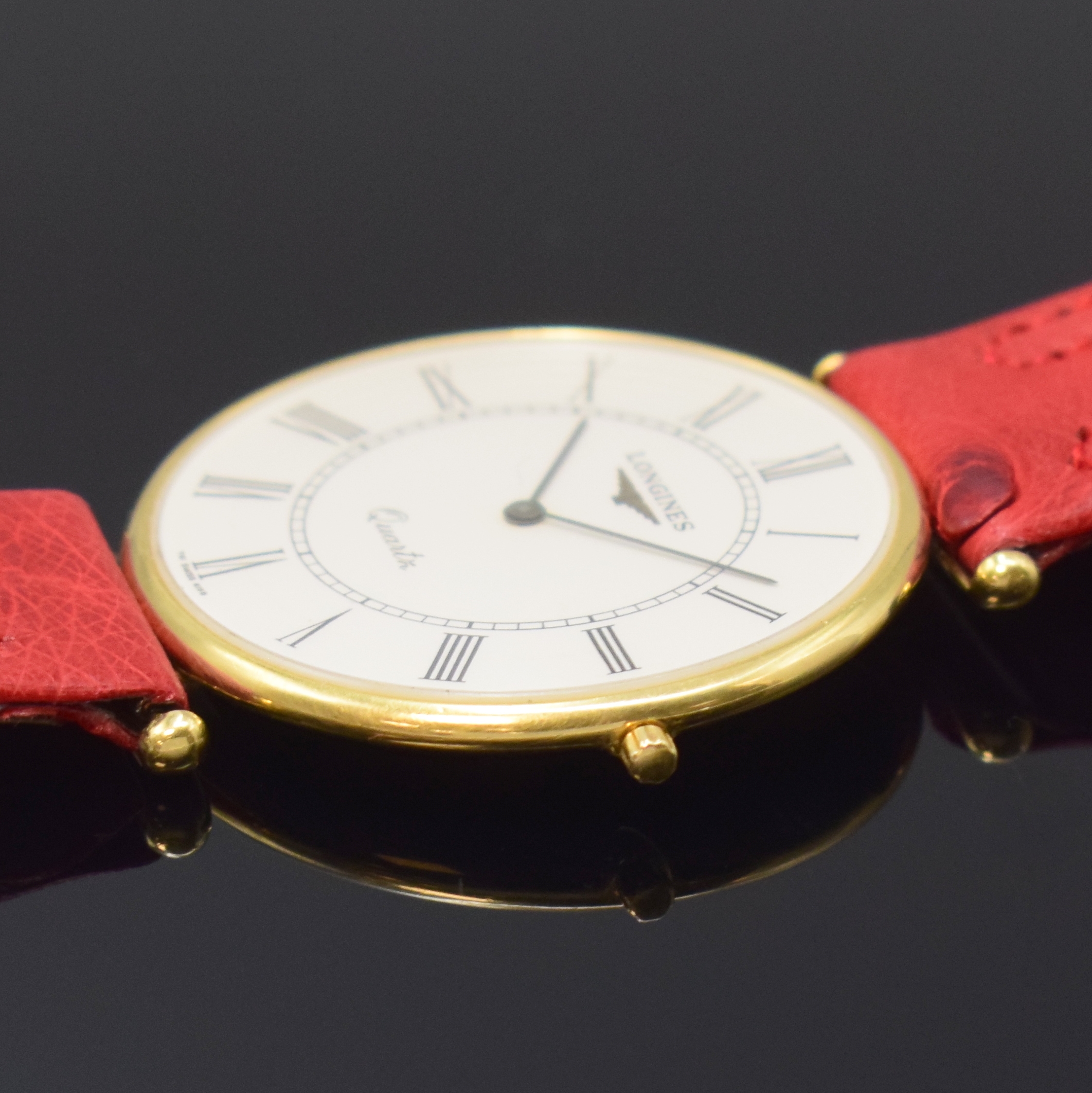 Detail b: LONGINES Les Grandes Classique seltene Armbanduhr in GG 750/000, Schweiz um 2000, quarz, Monocoque-Geh., weisses Zifferbl. m. röm. Zahlen, schwarze ...