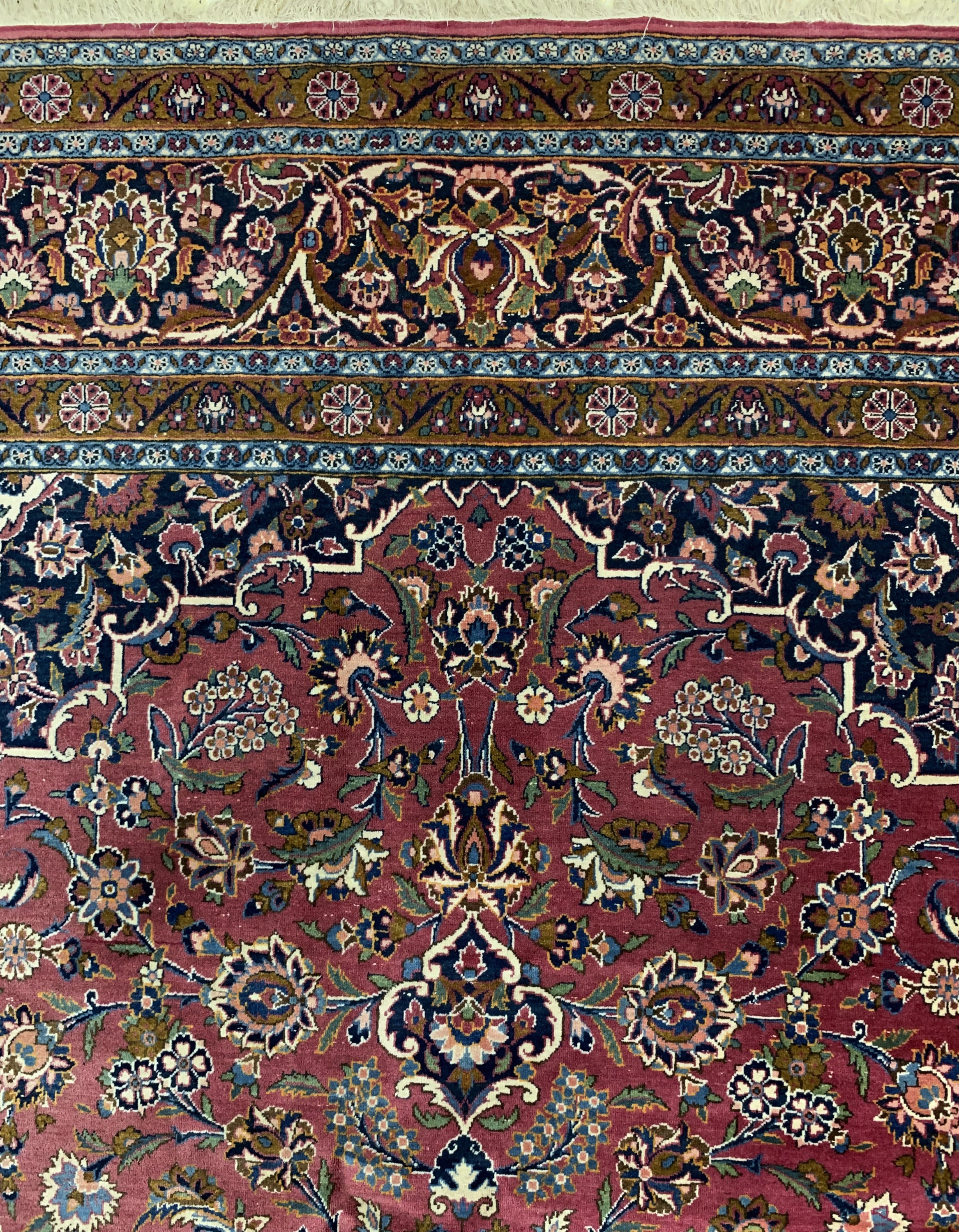 Detail f: Keschan fein alt, Persien, Mitte 20.Jhd, Wolle auf Baumwolle, ca. 375 x 280 cm, EHZ: 2