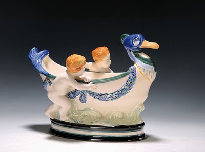 Image Fruit/decorative basket: duck ship, Karlsruhe majolica, designed by Wilhelm ...