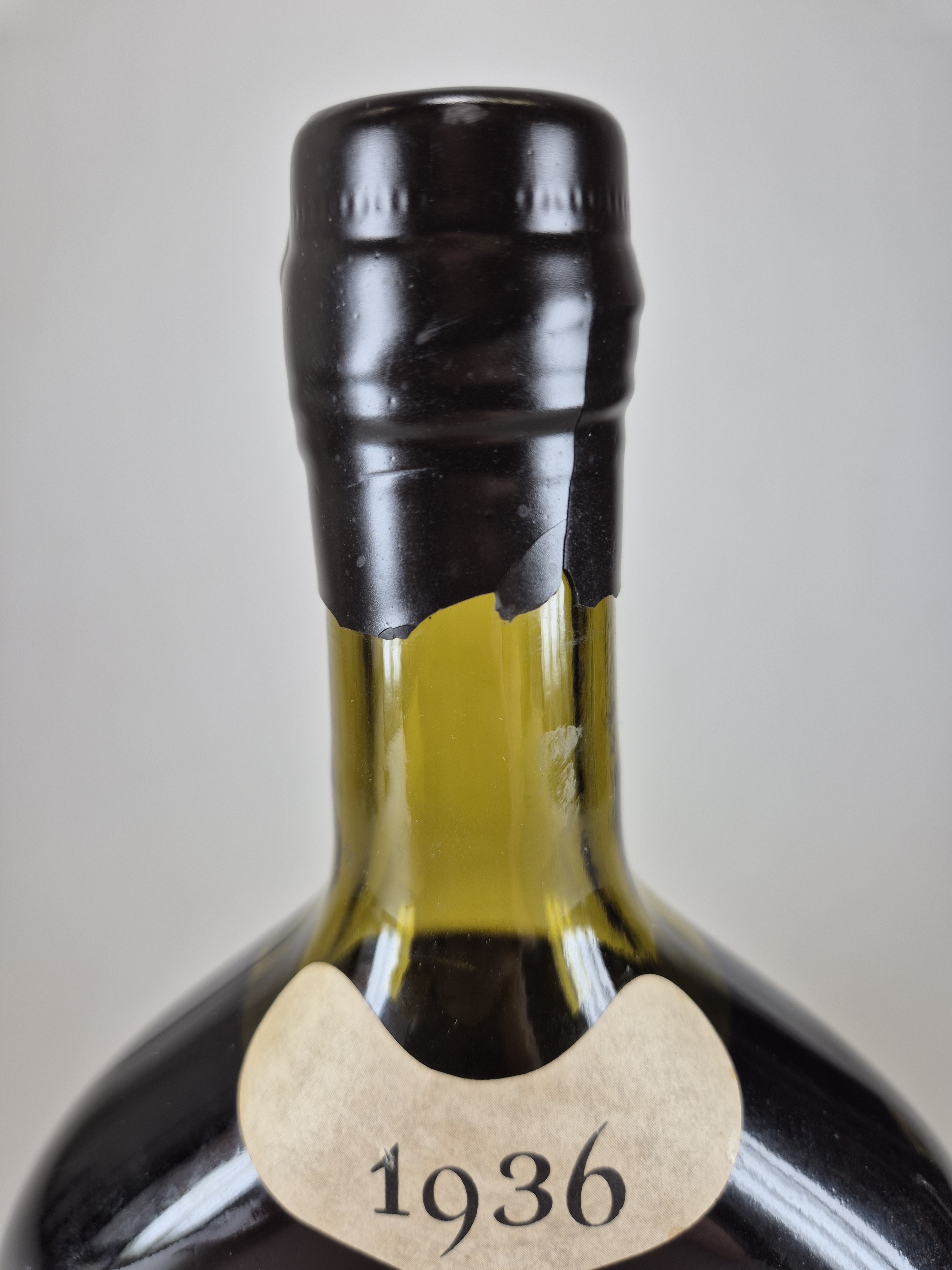 Detail c: 1 Flasche 1936 1936 Veuve J. Goudoulin Vintage Armagnac, ca. 70cl, 40%Vol., in den 1980er Jahren gekauft