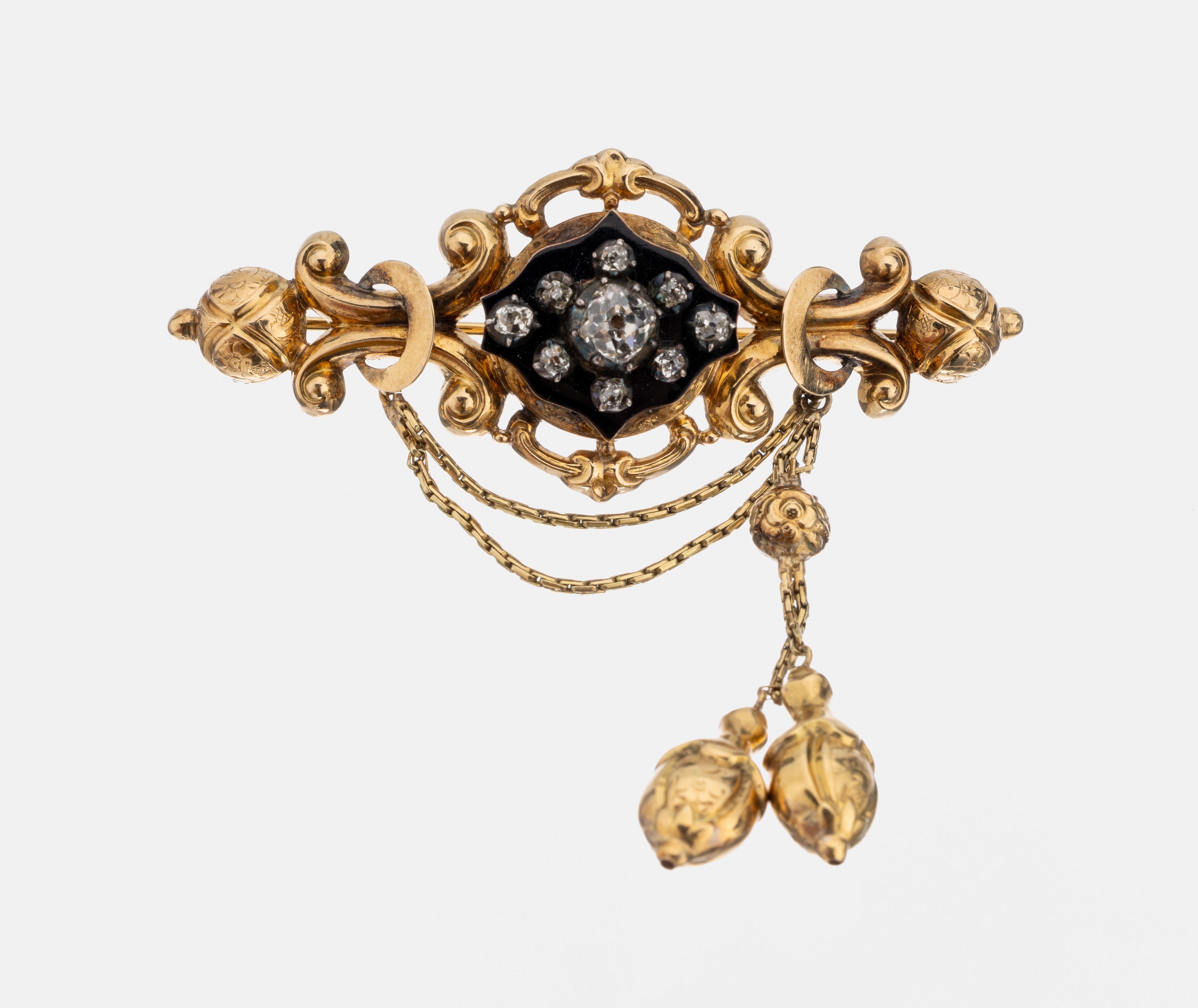 14 kt Gold Biedermeier Diamant-Brosche, um 1840, GG 585/000 gepr., hohl gearbeitet, geschwungene Gestaltung, Mittelteil schwarz emailliert, 9 ...