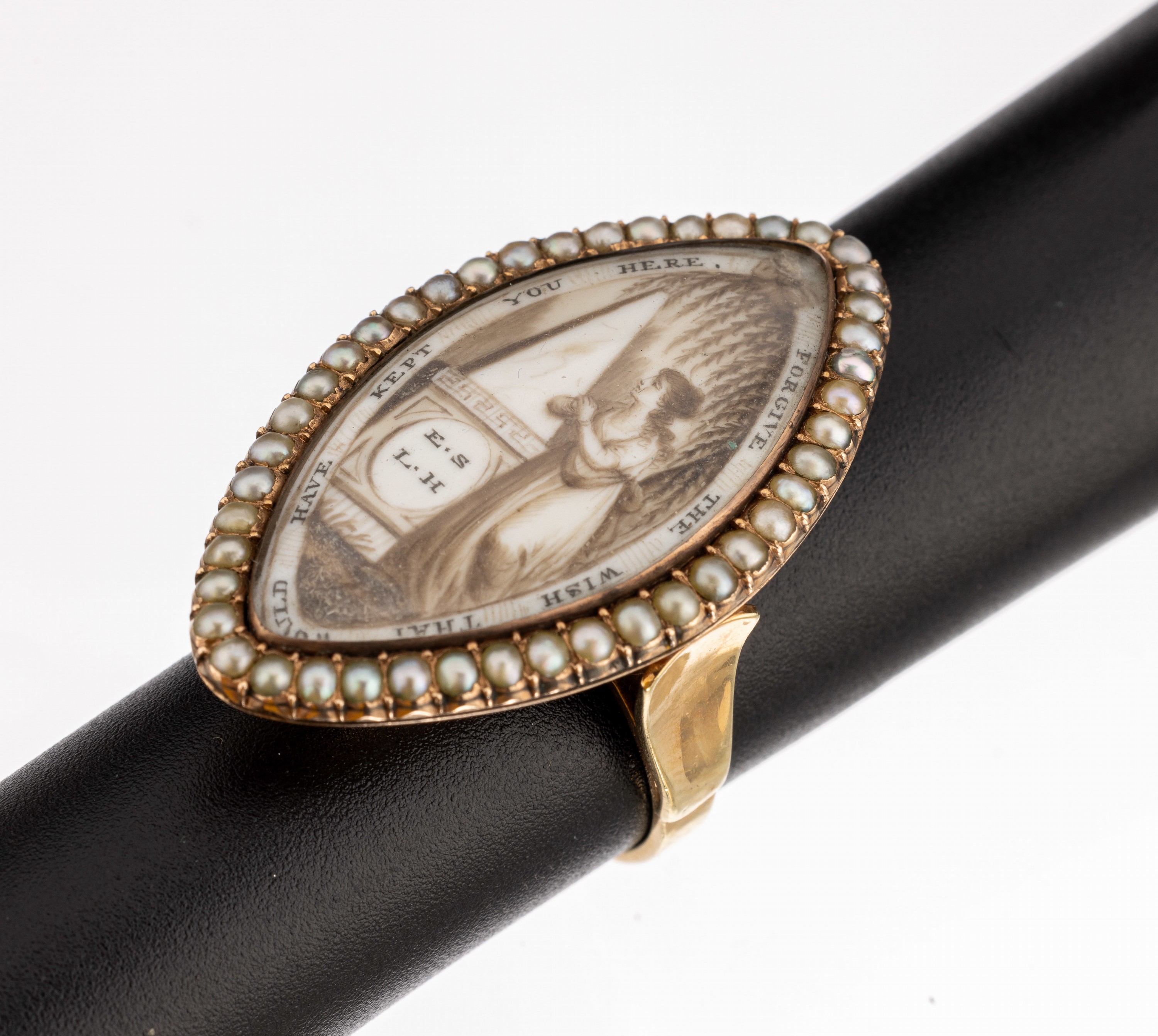 14 kt Gold Miniaturmalerei-Ring mit Perlen, wohl England um 1880-90, GG 585/000 gepr., navetteförmiger Ringkopf mit Miniaturmalerei hinter ...
