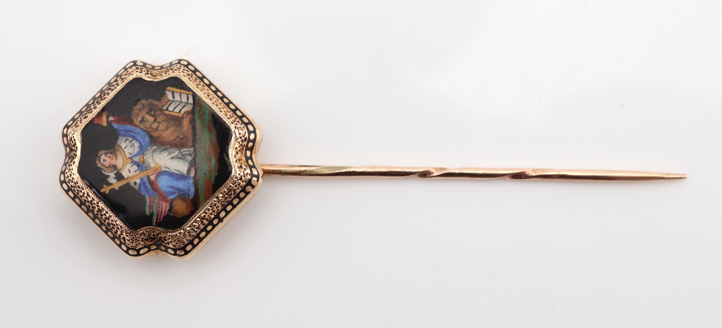 Detail b: 14 kt Gold Miniaturmalerei-Krawattennadel, um 1890, GG 585/000, Kopf vierpassig mit Emailmalerei, Darstellung eines Königs mit Löwe, L. ca. 6.5 ...