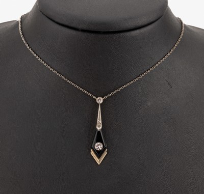 Image 14 kt gold Art-Deco diamond-pendant, approx. 1925/30 , WG 585/000, cut onyx, polished, ...