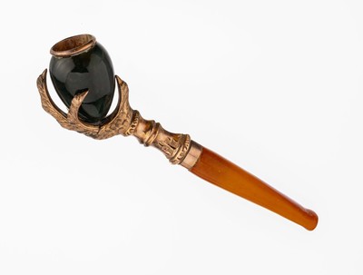 Image Unusual 14 kt gold pipe , RoseG 585/000, approx. 1890, mouthpiece amber, claw RoseG ...