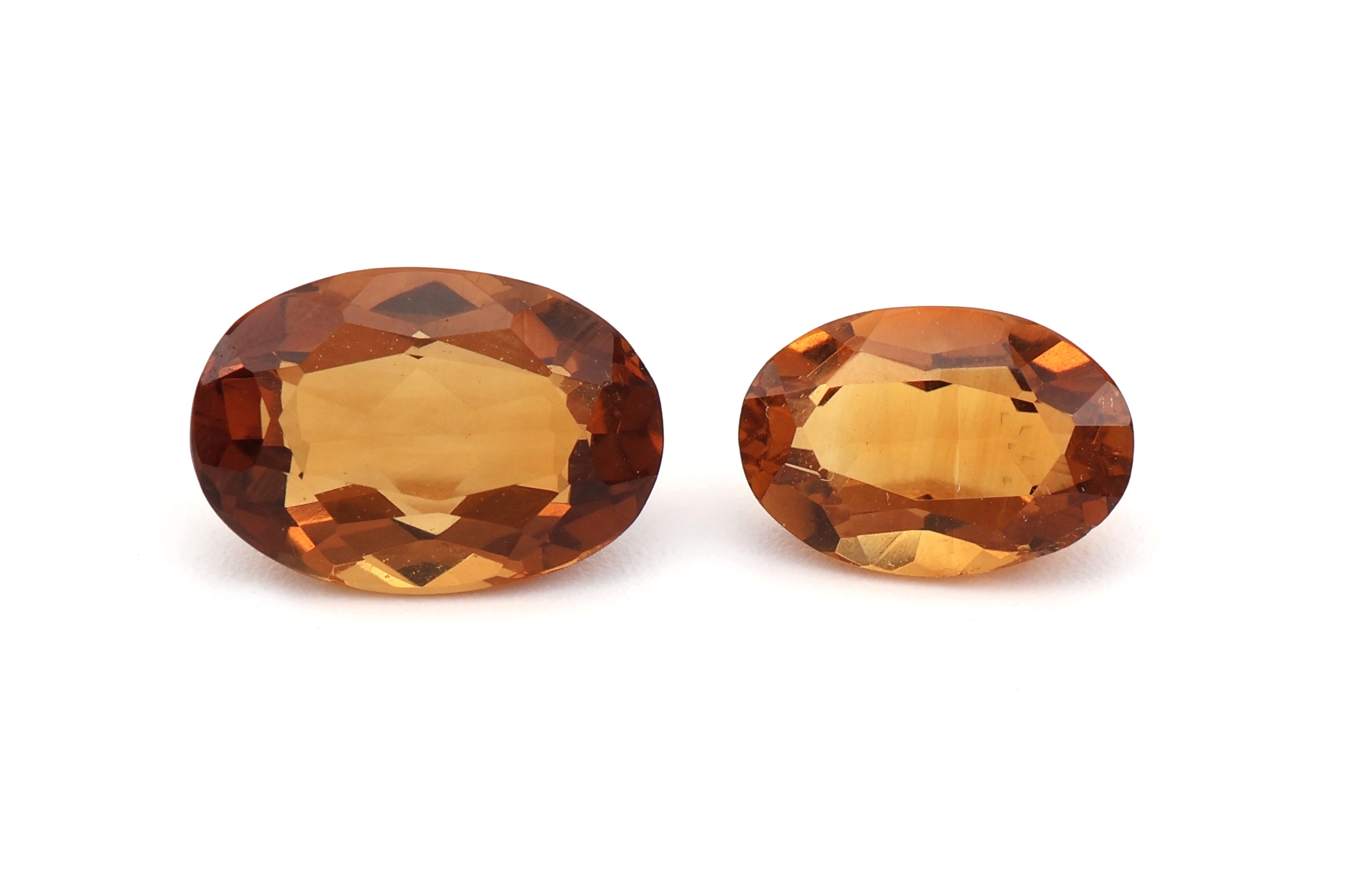 Detail a: Lot lose Citrine, ca. 572 ct, versch. Formen, Größen und Farbnuancen