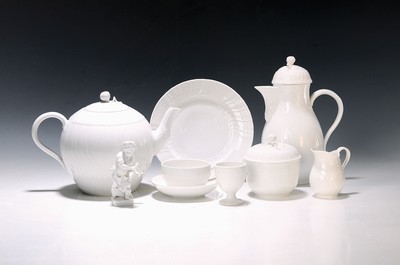 Image Coffee service, KPM Berlin, 20th century, coffee pot, sugar bowl, milk jug, six small ...